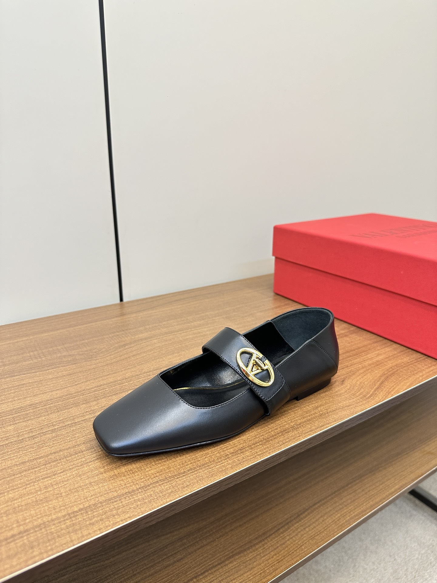 Maison Margiela Classic Luxury Leather Shoe Loafer Ref.0DF8C55A 3