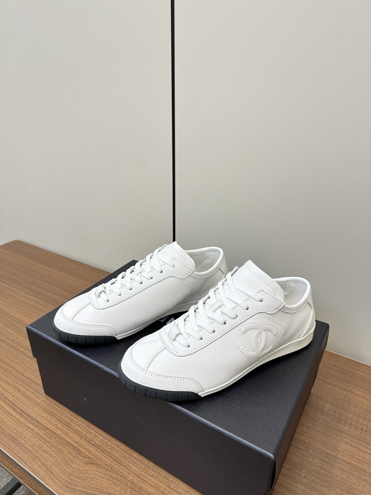 Chanel Haute Couture Classic Luxury Leather Shoe Loafer Shoes 3