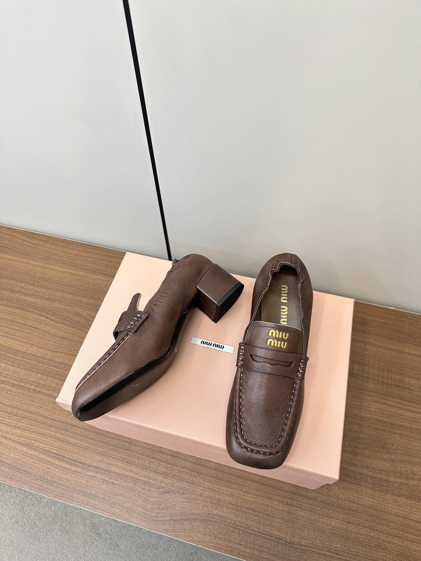 Miu Miu Classic Luxury Leather Shoe Loafer Ref.8EEDCD9D 5