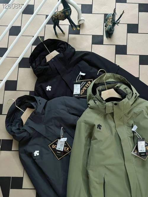 DESCENTE Men's 3-in-1 Hooded Waterproof Breathable Insulated Winter Jacket 1 DESCENTE Men's 3-in-1 Hooded Waterproof Breathable Insulated Winter Jacket