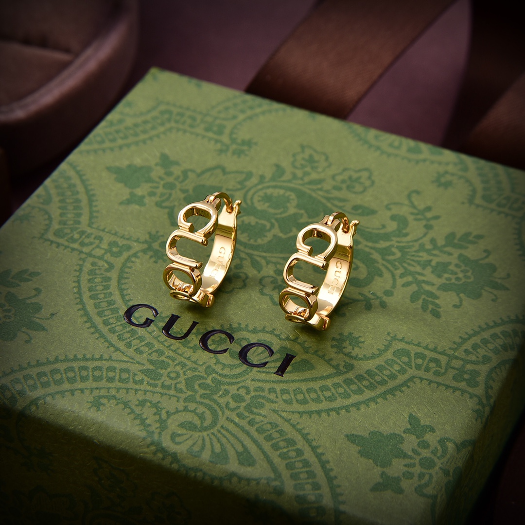 Gucci Good
 Jewelry Earring