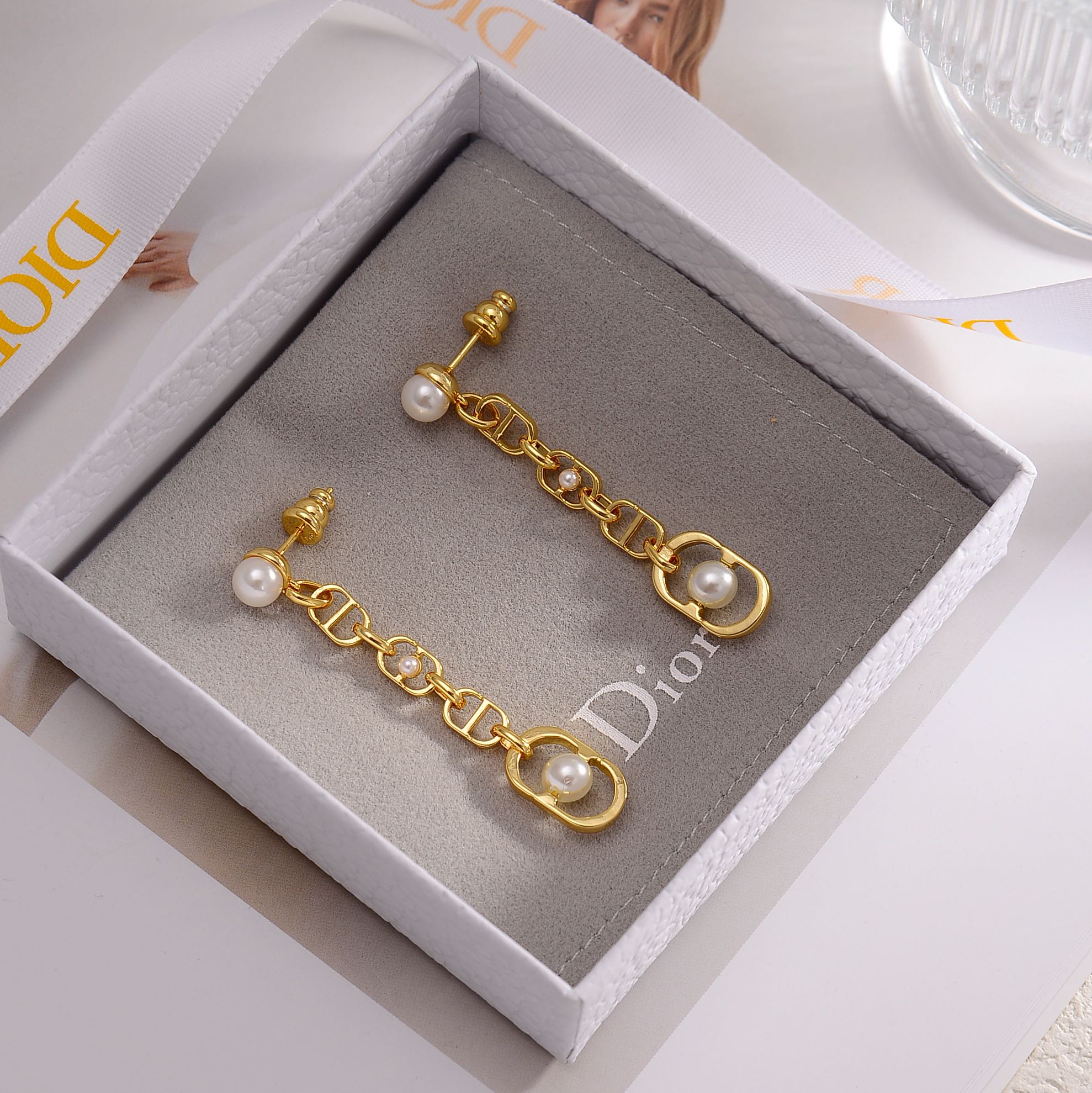 Dior AAA+
 Jewelry Earring sell Online
 Yellow Brass