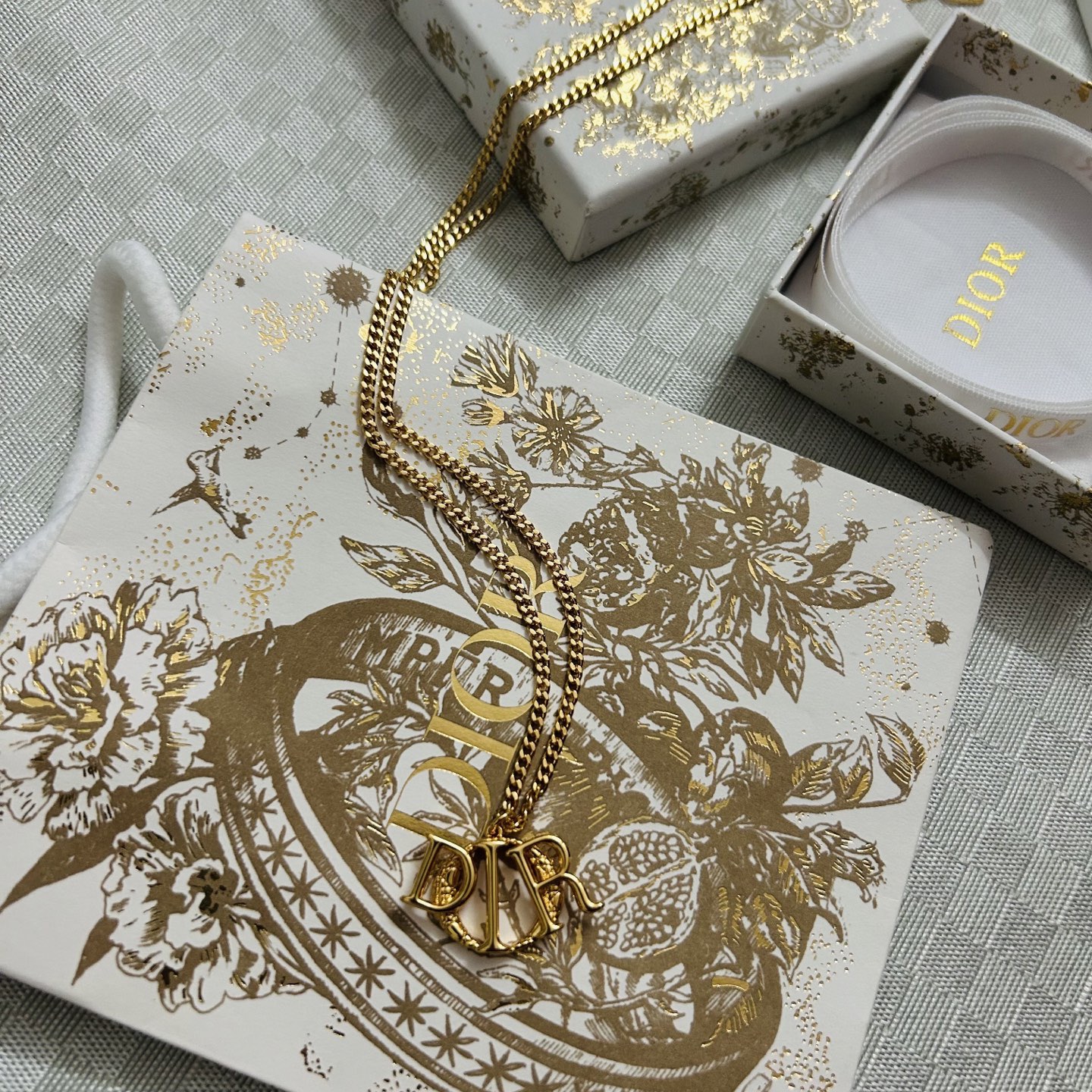 Dior 迪奥 新款项链 一线 都爱的Dior·迪奥 新品