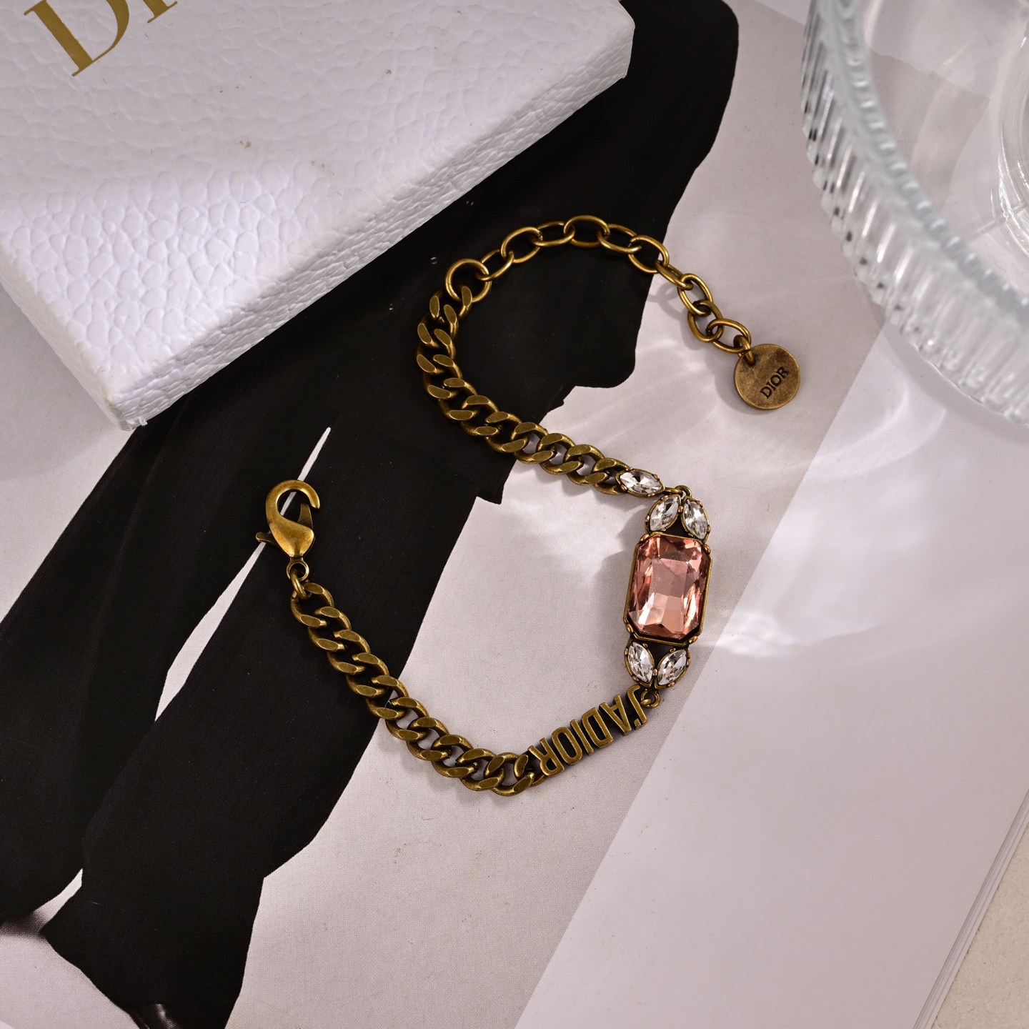 Dior dior 迪奥 新款 手链 一致 品质，黄酮材质+百搭 值得入手