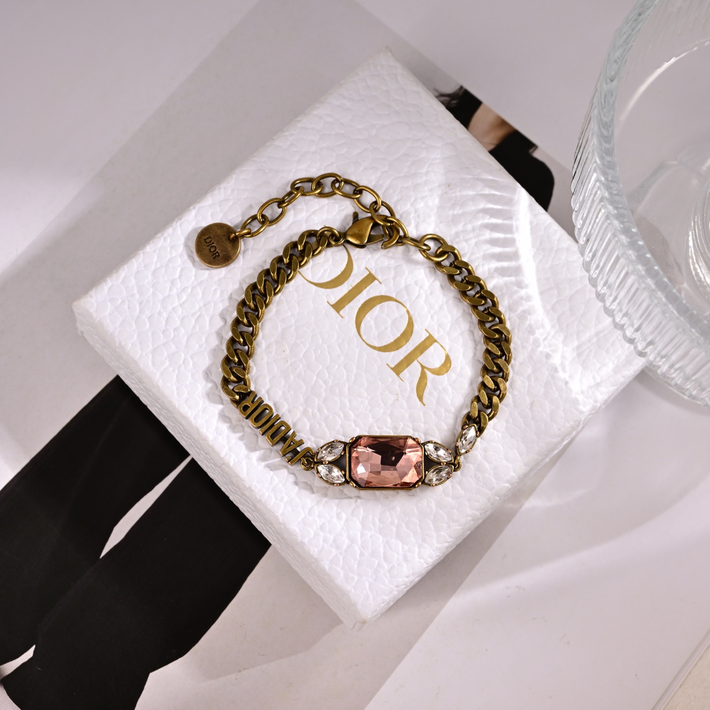Dior dior 迪奥 新款 手链 一致 品质，黄酮材质+百搭 值得入手