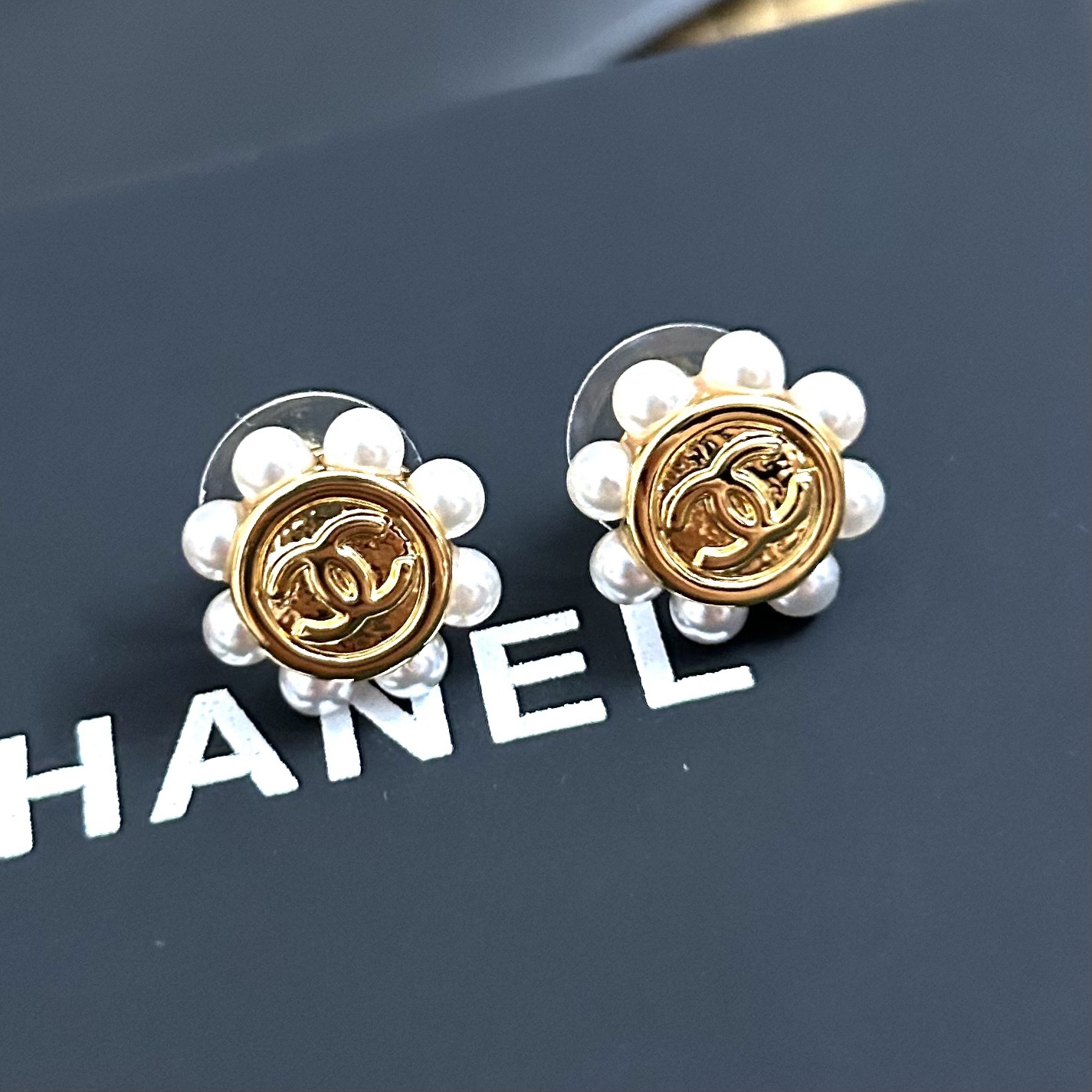 Chanel 小香 CHANEL 耳环 优雅大方精工设计
