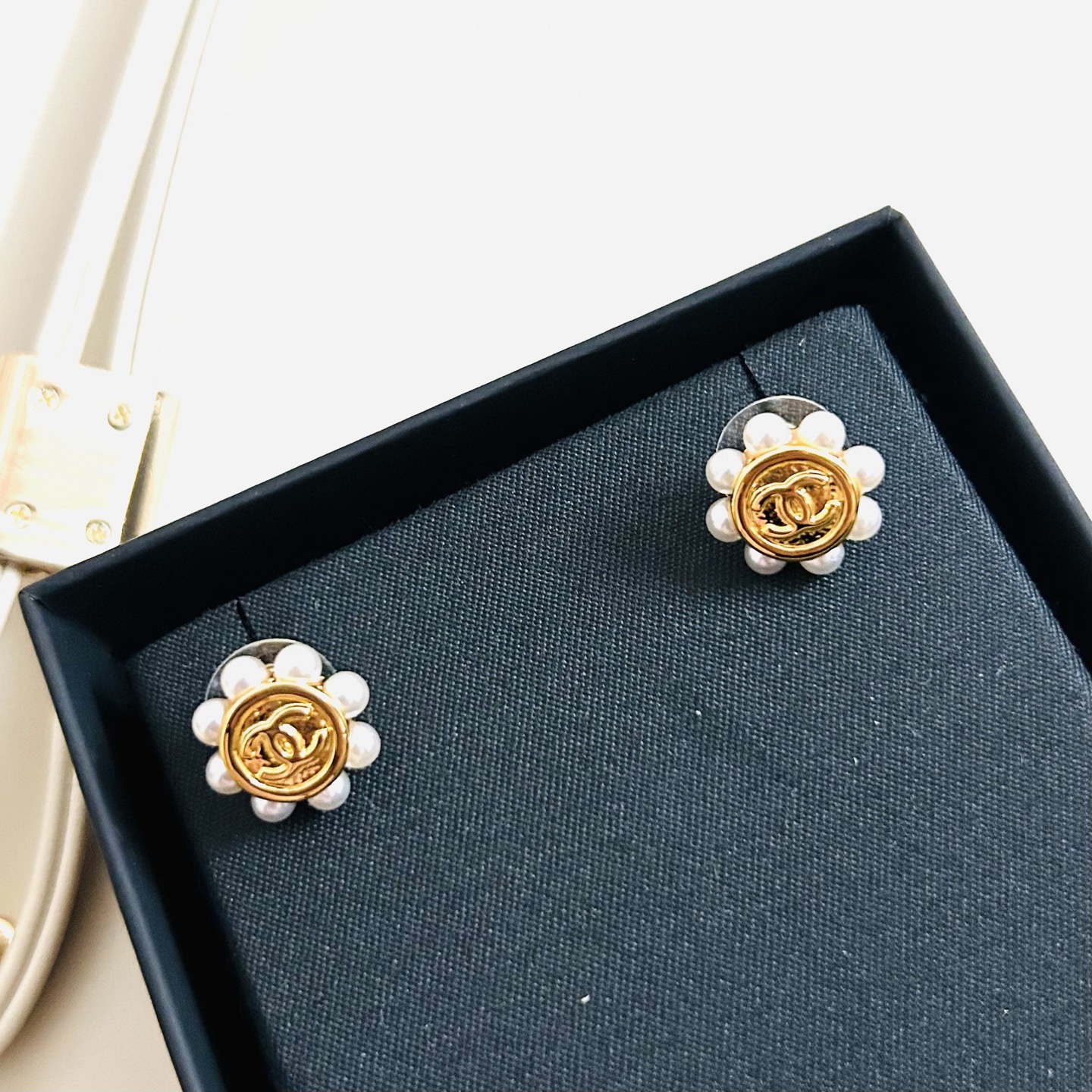 Chanel 小香 CHANEL 耳环 优雅大方精工设计