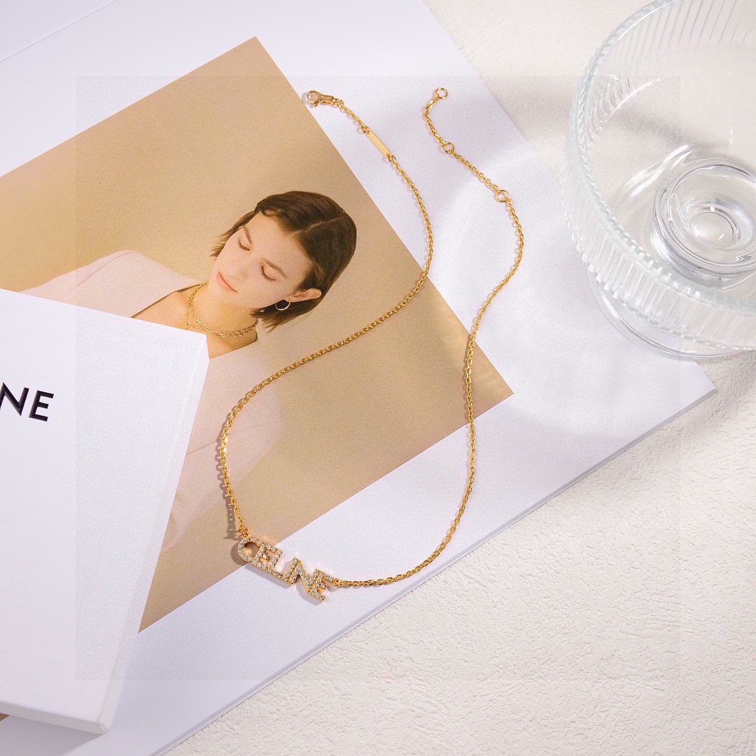 Celine 项链Celine 新款耳环 PRECLOUS新品 简单 耳环 火 设计独特 前卫 美女 款