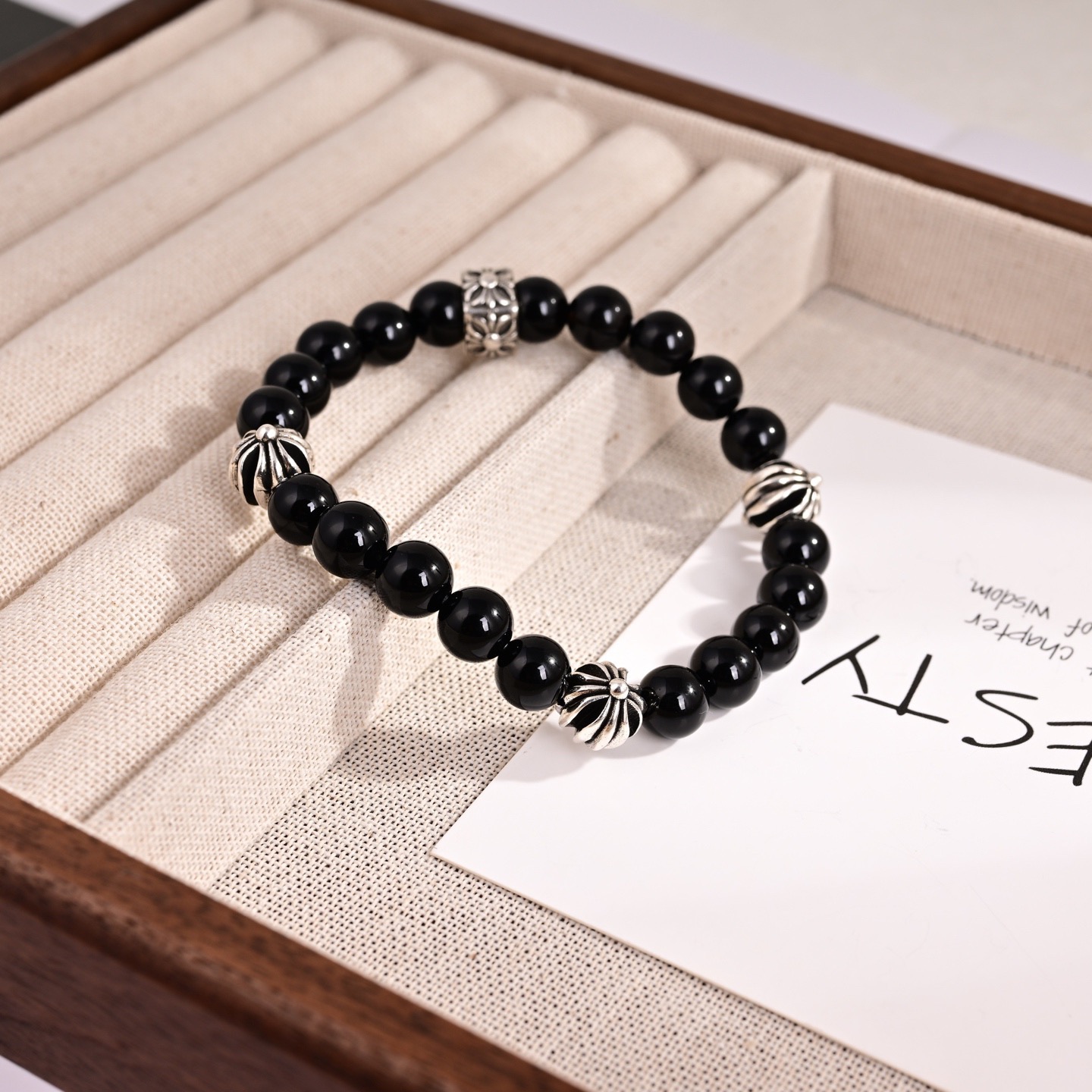 Chrome Hearts 新品克罗心潮人 单品 克罗心 十字架 手链。 太 了 戴上它炸了整条街