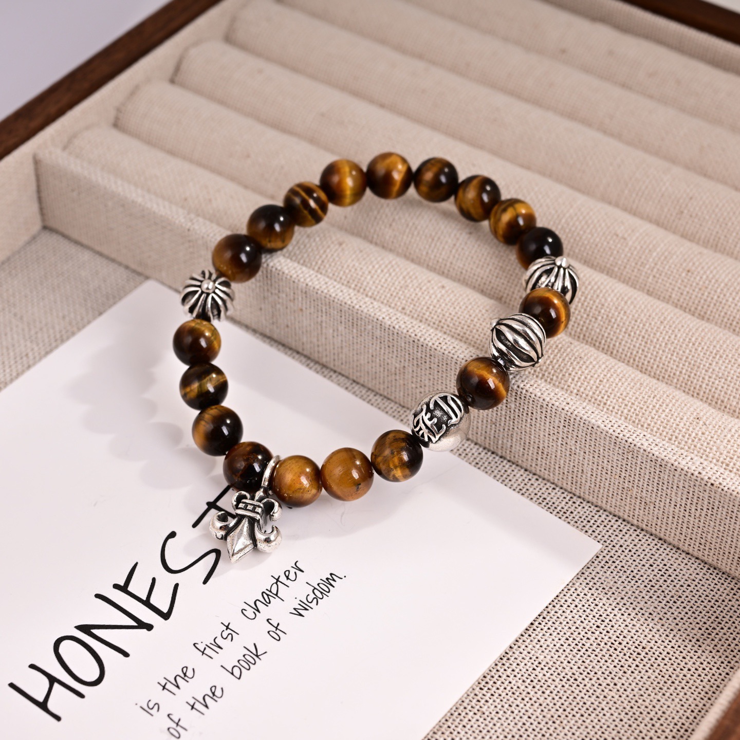 Chrome Hearts 新品克罗心潮人 单品 克罗心 十字架 手链。 太 了 戴上它炸了整条街