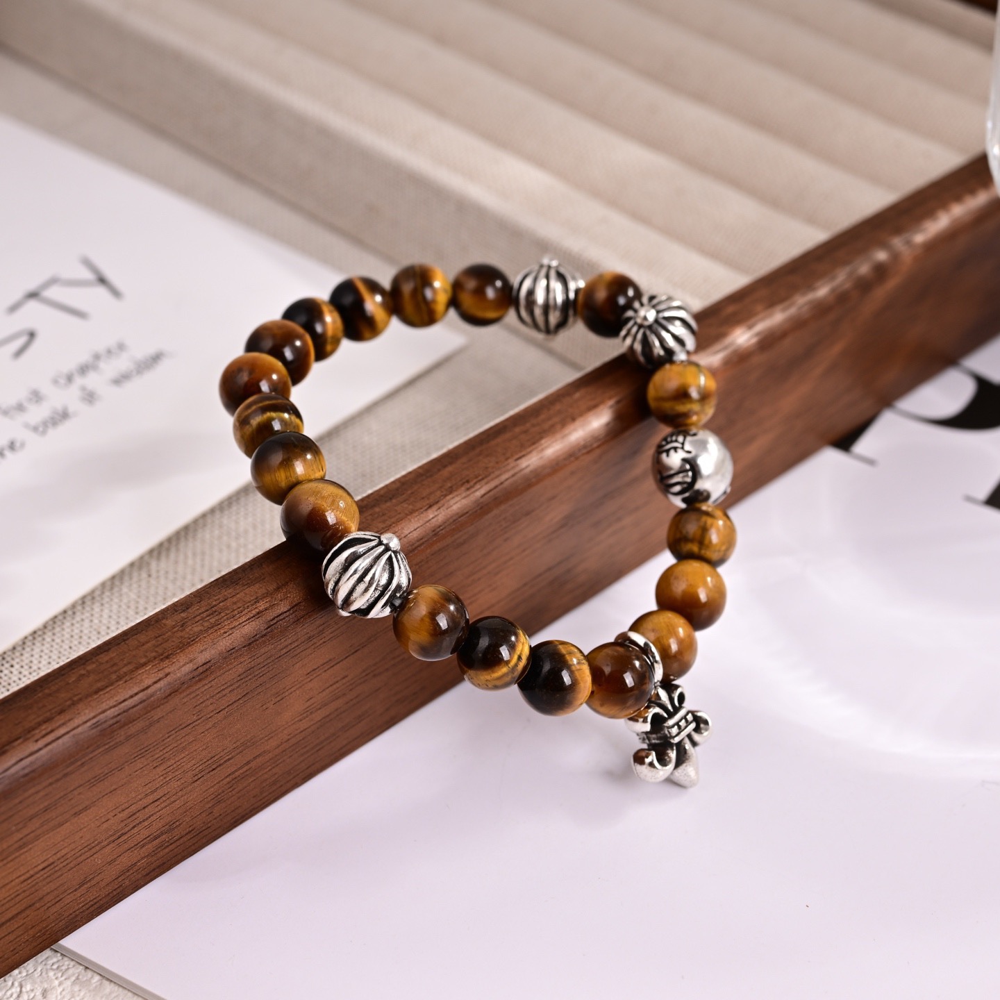 Chrome Hearts 新品克罗心潮人 单品 克罗心 十字架 手链。 太 了 戴上它炸了整条街
