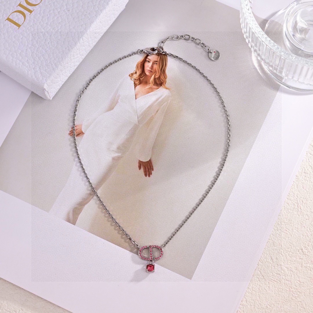 Dior dior 迪奥 新款 项链 一致 品质，黄酮材质+百搭 值得入手
