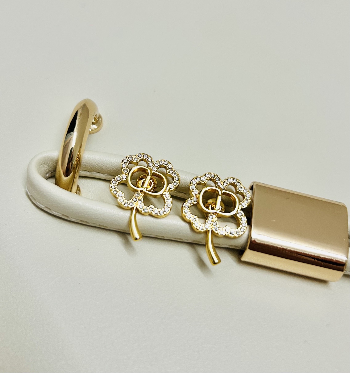 디올 귀걸이 134712 Dior Earrings 썸네일 이미지