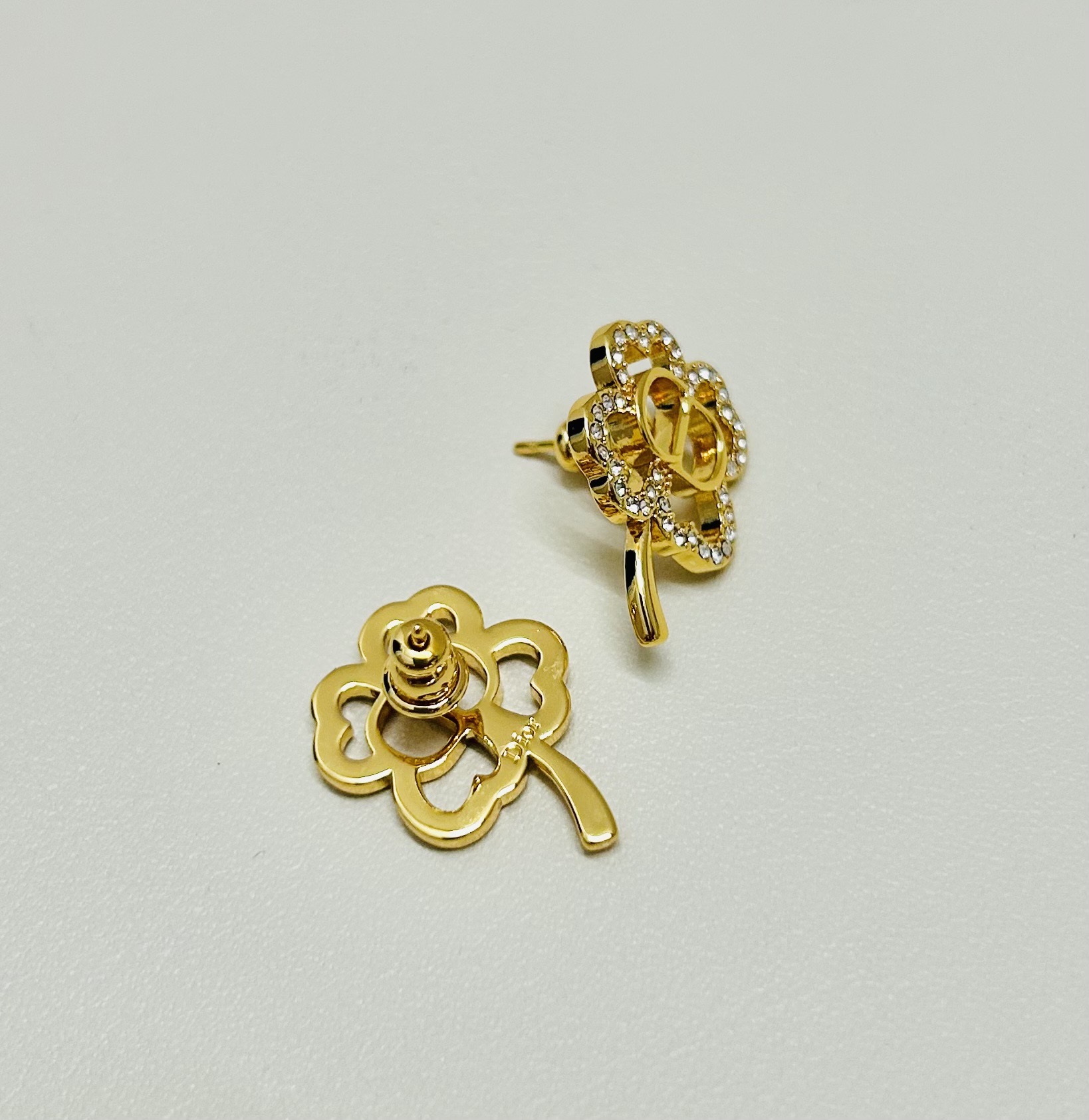디올 귀걸이 134712 Dior Earrings 썸네일 이미지