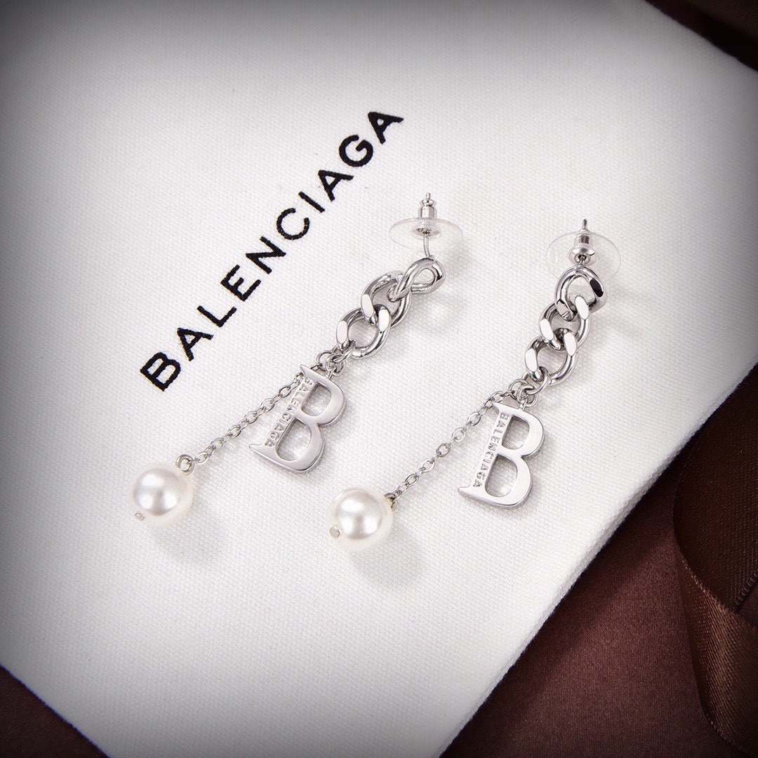 ❤️原单货🔹🔹新品 巴黎世家 Balenciaga 新款方钻耳钉🔹专柜一致黄铜材质电镀18k金 火爆款出