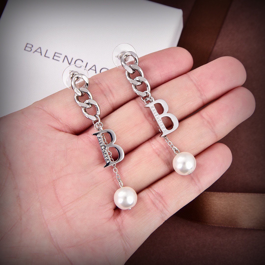❤️原单货🔹🔹新品 巴黎世家 Balenciaga 新款方钻耳钉🔹专柜一致黄铜材质电镀18k金 火爆款出