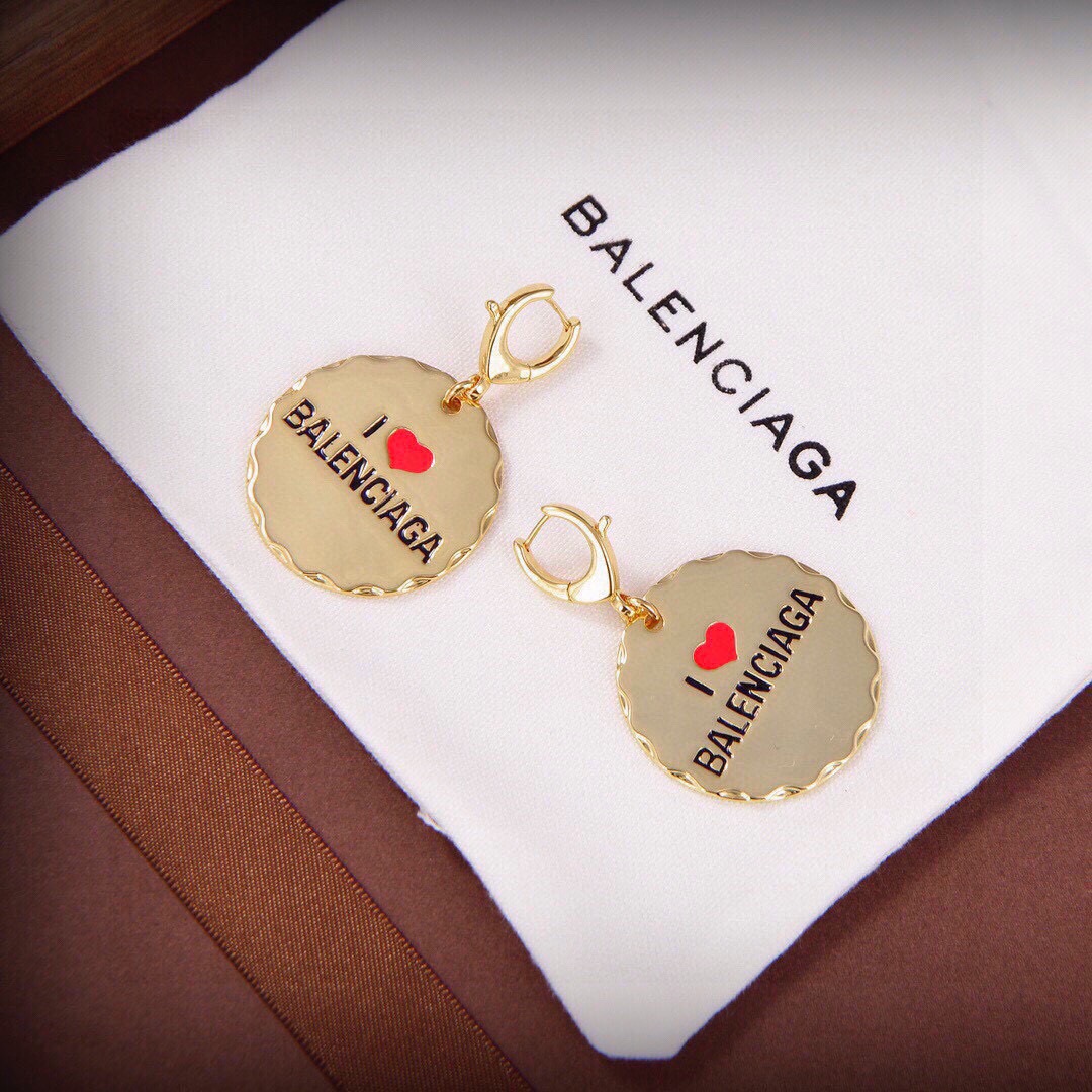 ❤️❤️原单货🔹🔹新品 巴黎世家 Balenciaga 新款耳环🔹专柜一致黄铜材质电镀 火爆款出货 设计