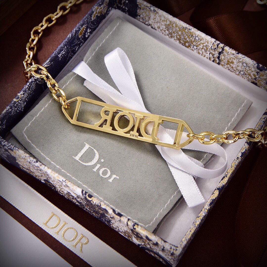 👌dior  迪奥  新款 DIOR项链；一致专柜品质，黄酮材质+百搭时髦值得入手