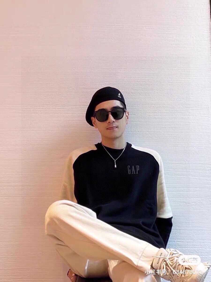 ❤️LOEWE 罗意威 项链 经典LOEW EAnagramLOGO设计 简约大气 优雅不凡❤️❤️