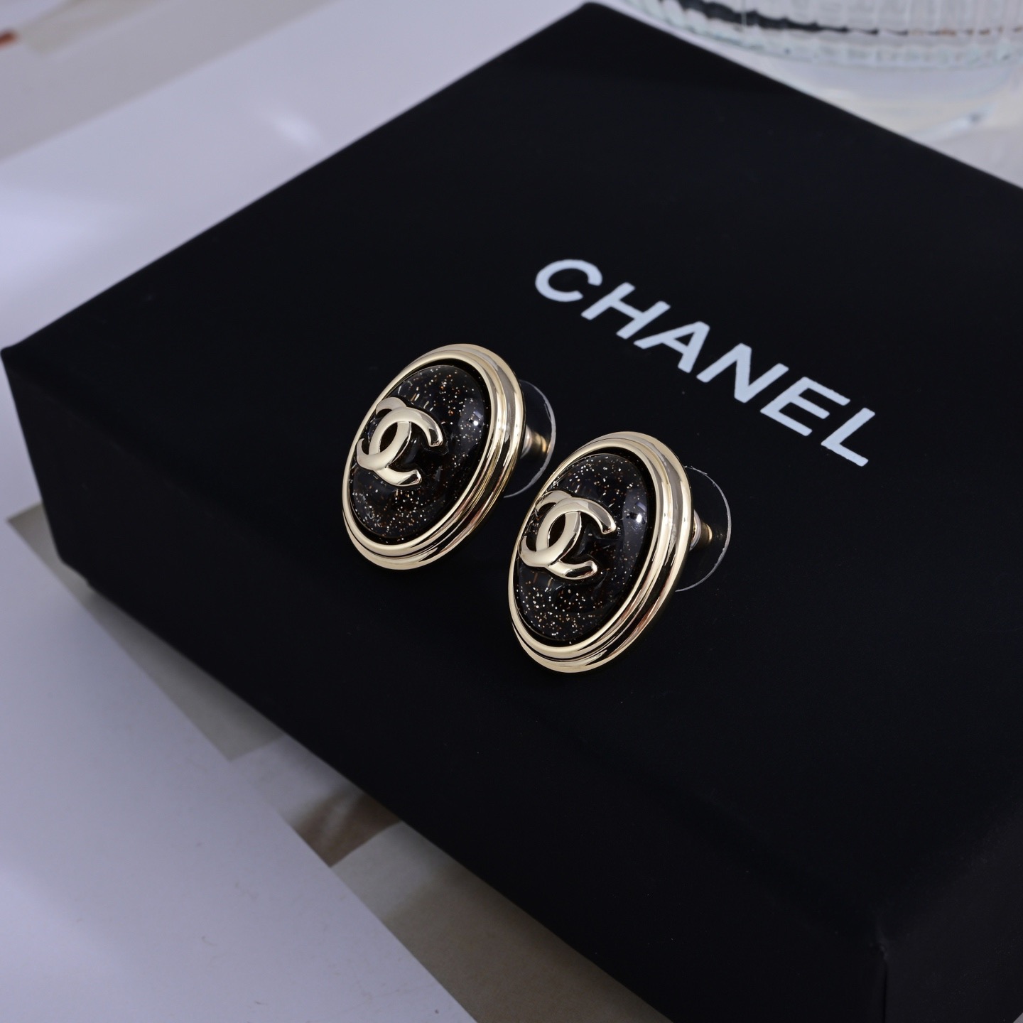 👌官网打版 小香 CHANEL 耳钉😍优雅大方精工设计   雕刻 非常修饰脸型    青春活力    看