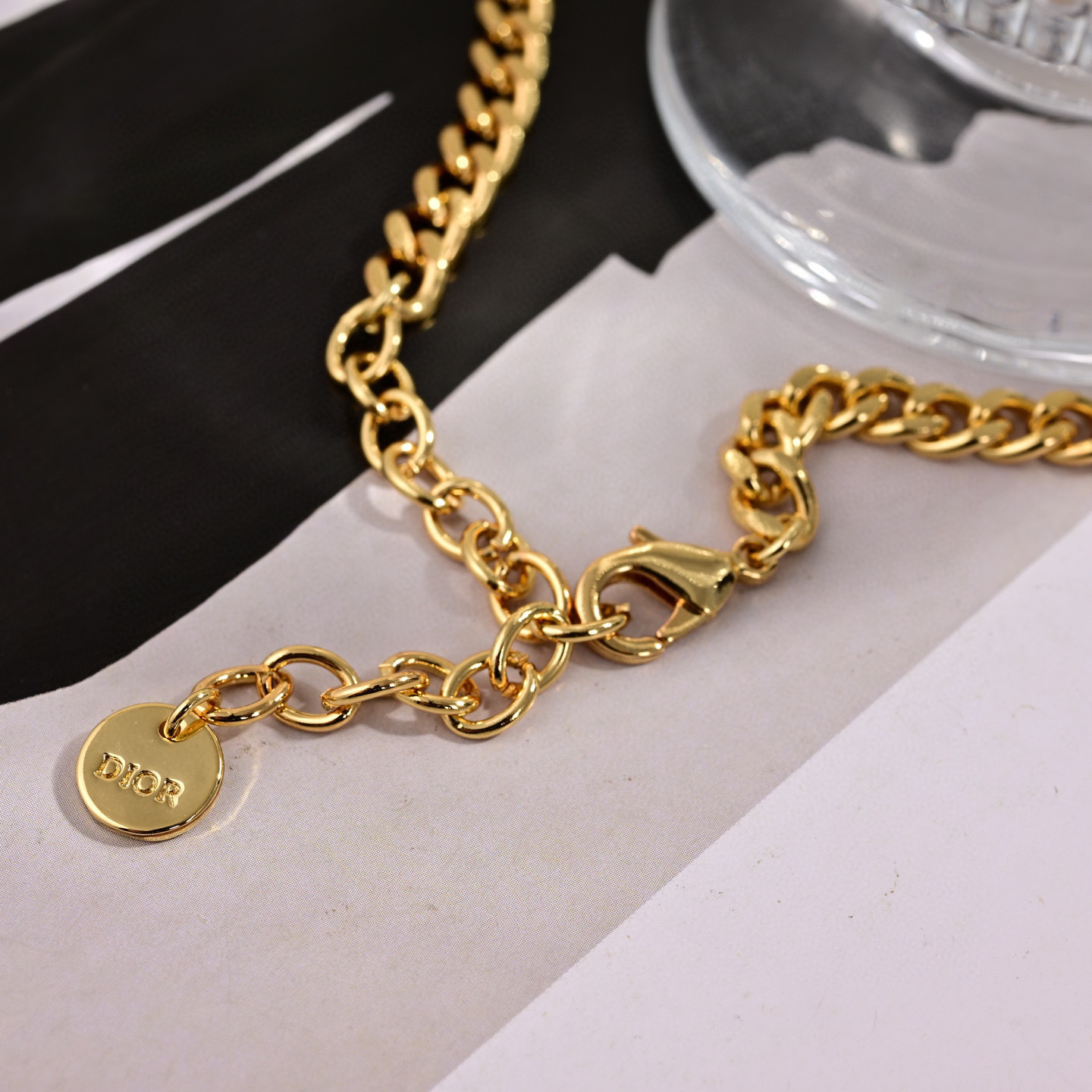 ❤️迪奥 新款项链👼一线大牌都爱的Dior·迪奥 新品 金属质感逆袭版字母潮范儿抢风头  完全胜任现代年