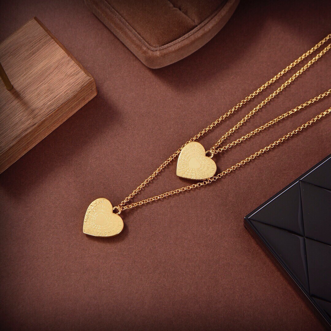 ❤️Valentino 华伦天奴 双层项链💫重磅新品火爆网络来了 简约大方  时尚百搭✅ 金色🌟专柜一致