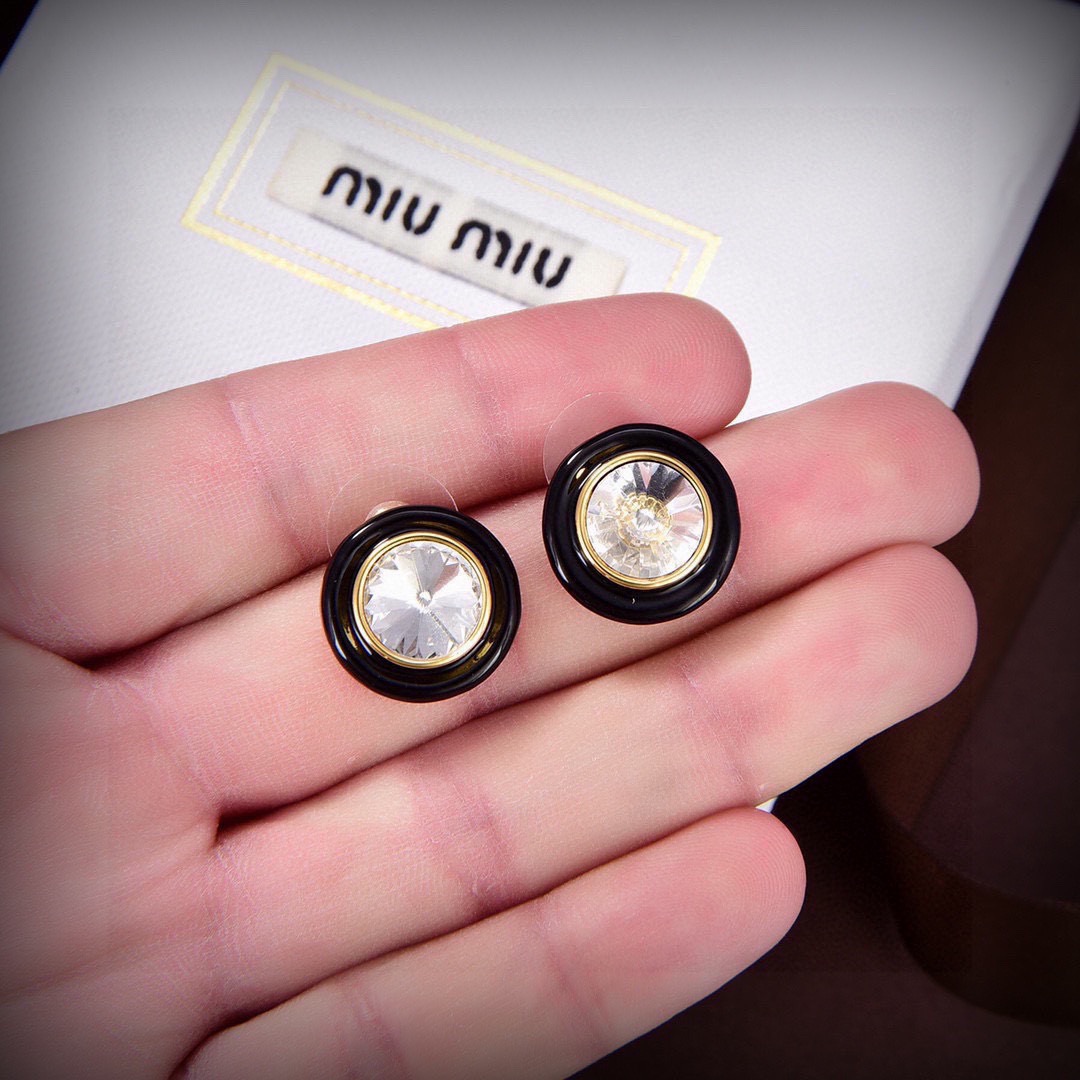 新品❗☀原单货 ☀新款miumiu耳环☀专柜一致黄铜材质 超级有质感