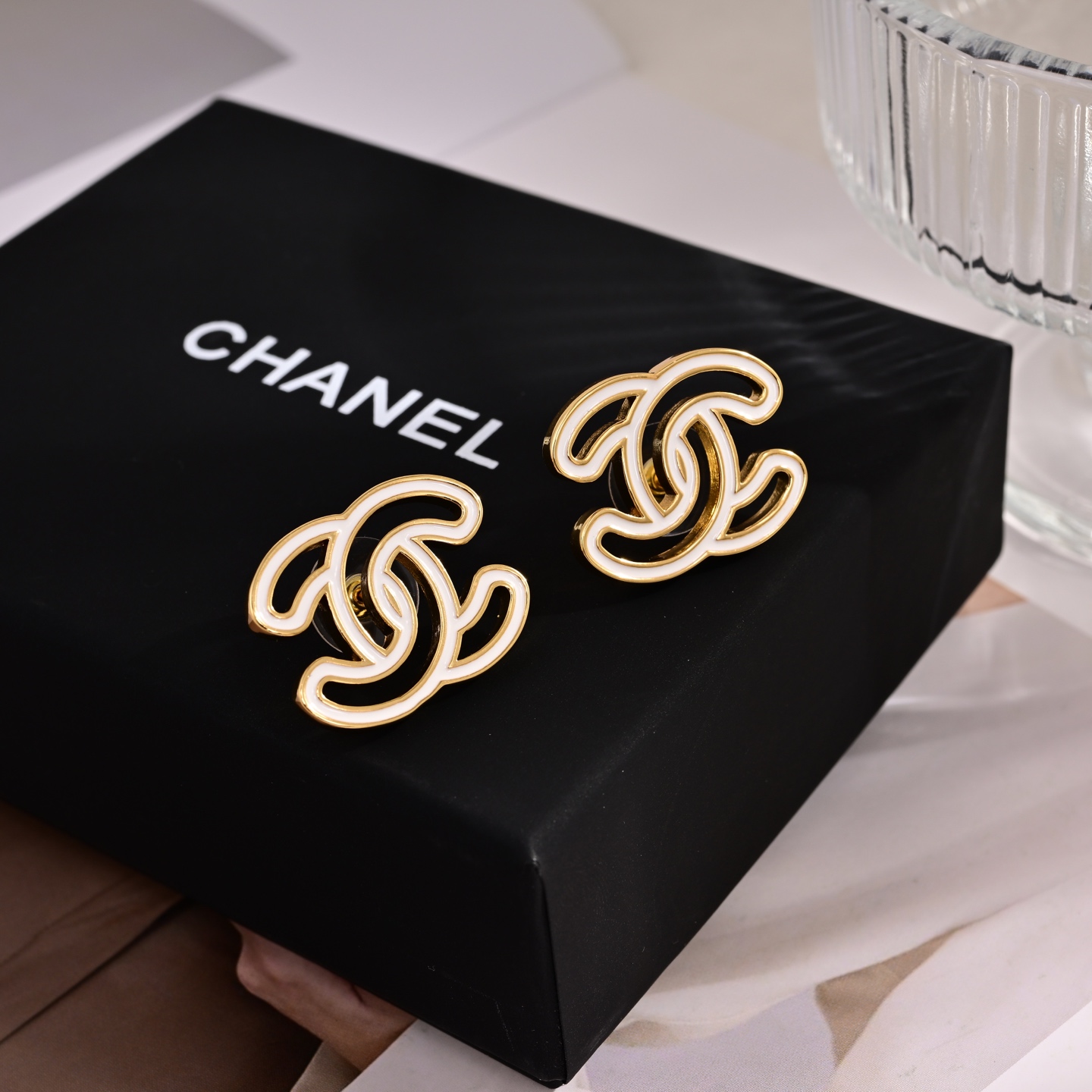 👌官网打版 小香 CHANEL 耳环😍优雅大方精工设计   雕刻 非常修饰脸型    青春活力    看