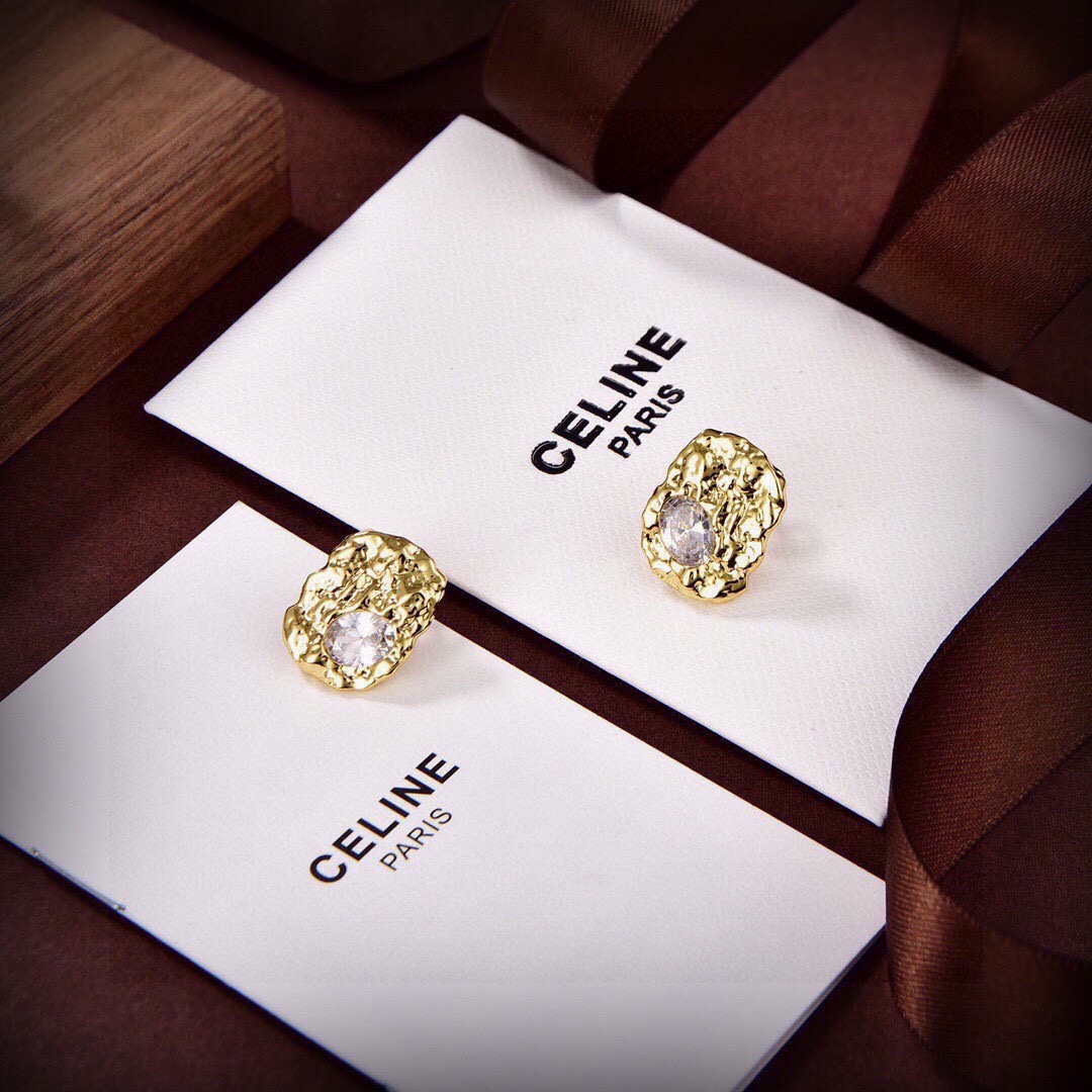❤️Celine耳环 PRECLOUS新品 简单时尚耳环🌟专柜一致黄铜材质电镀18k金 火爆款出货 设计