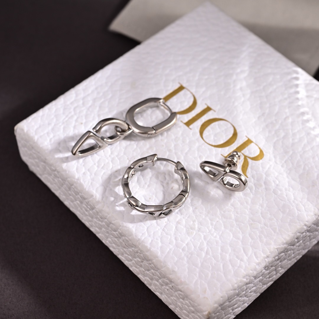 Ювелирные изделия Dior zp приятно — photo 6