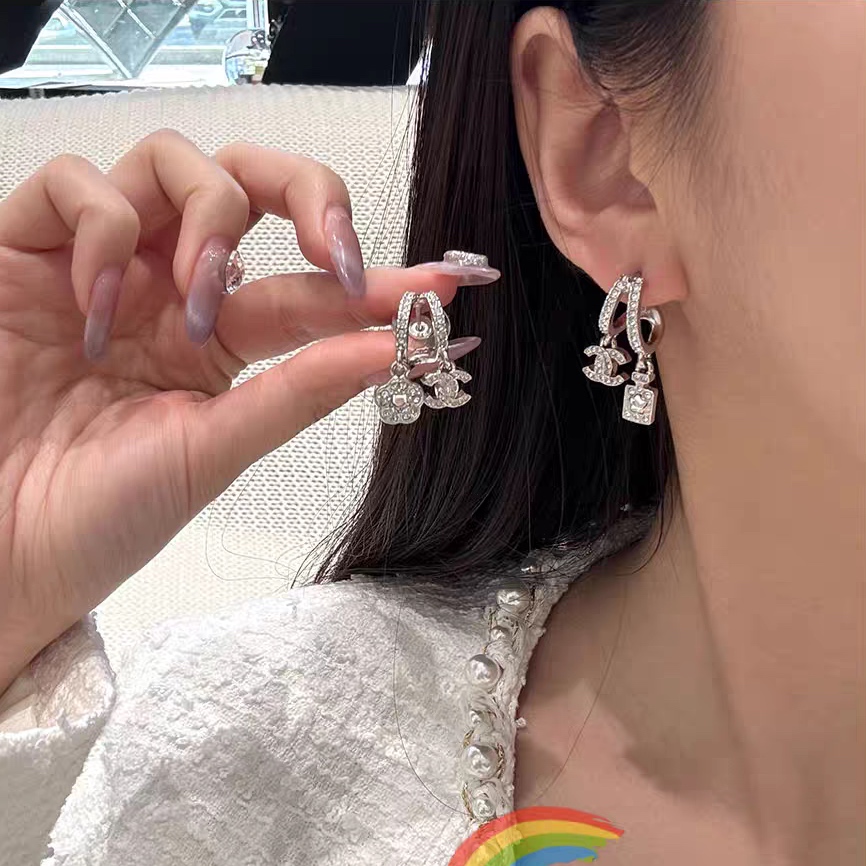 👌官网打版 小香 CHANEL 项链😍优雅大方精工设计   雕刻 非常修饰脸型    青春活力    看