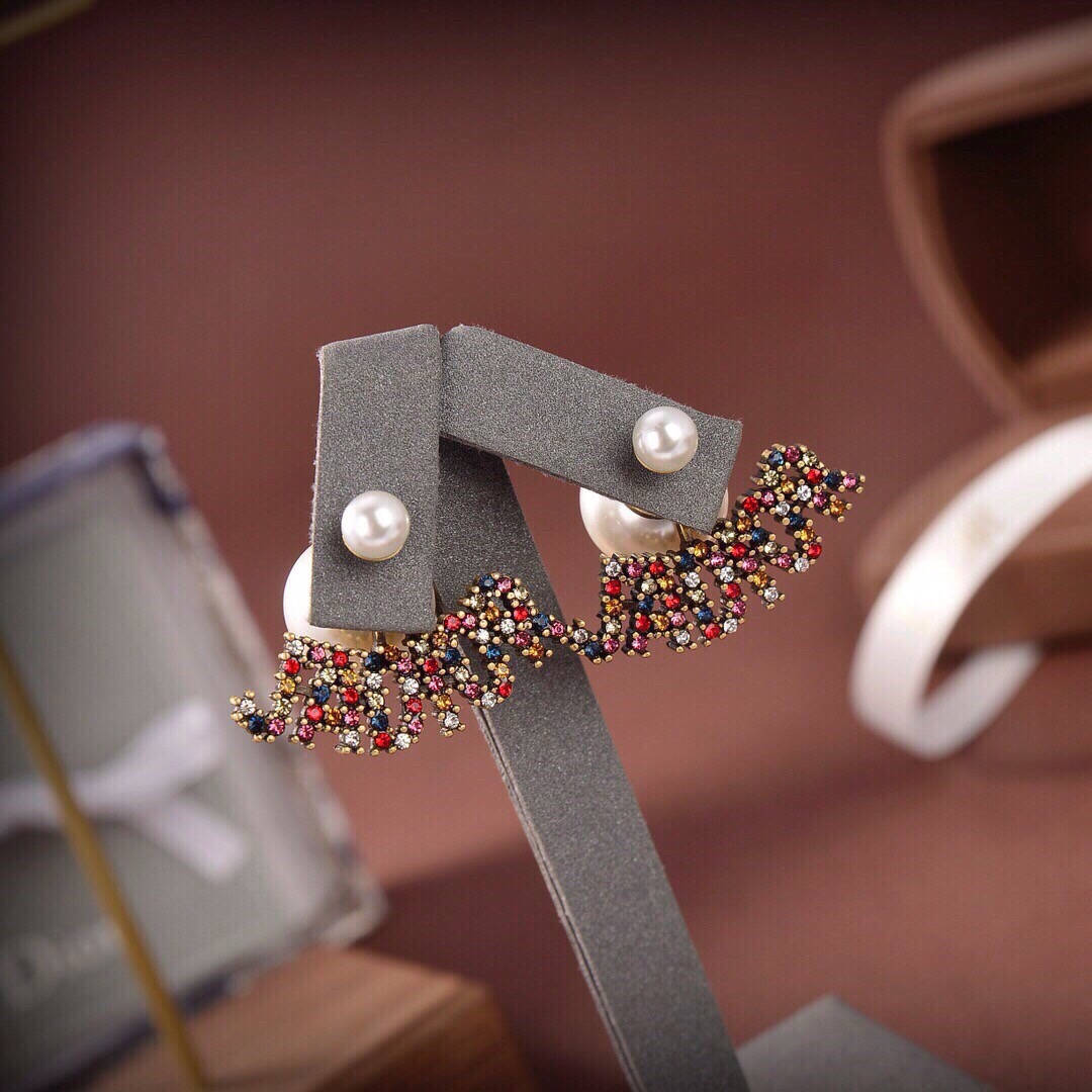 디올 귀걸이 133799 Dior Earrings 썸네일 이미지
