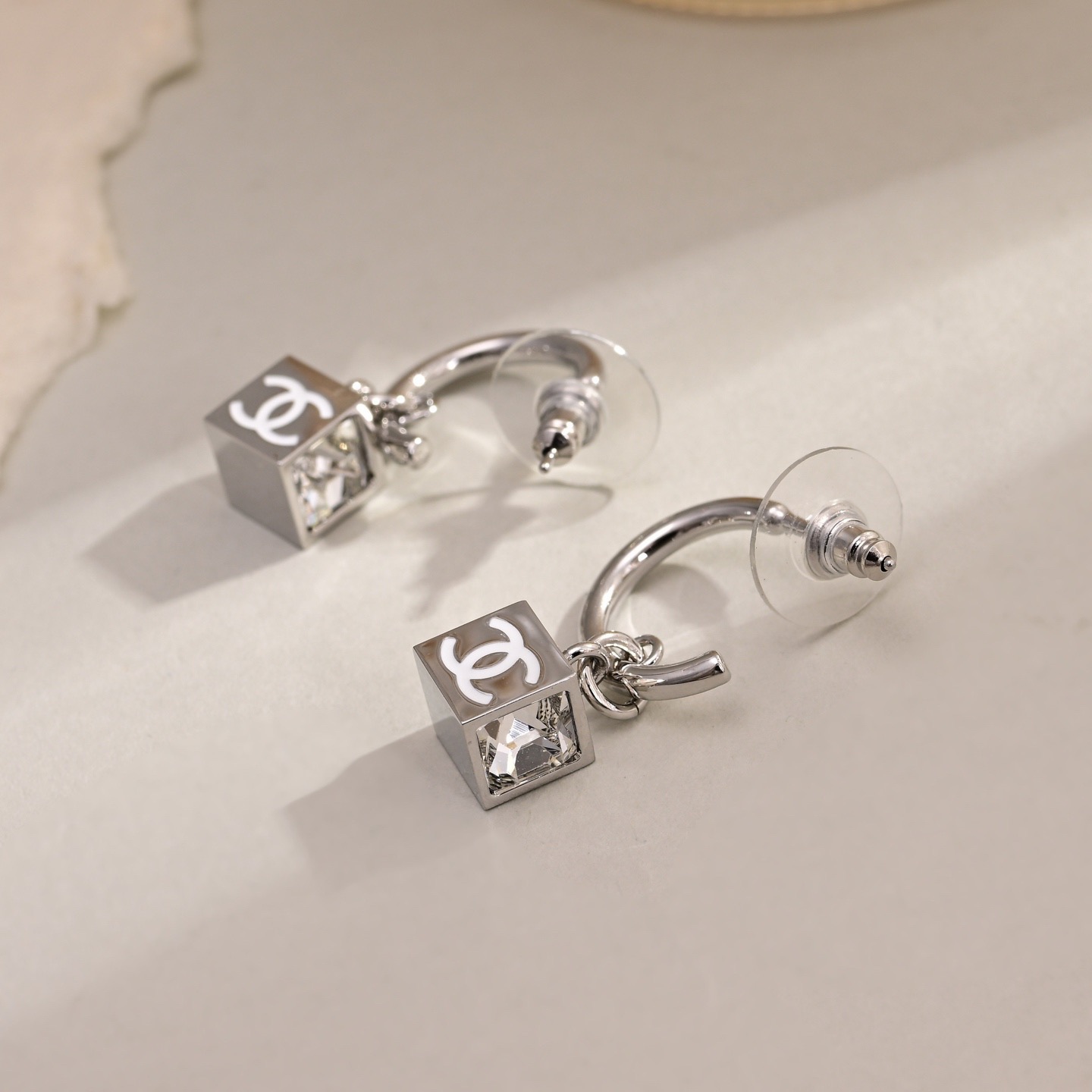 Chanel Haute Joaillerie Fine Jewelry Earrings Necklace Ring Ref.56C7CEC5 2