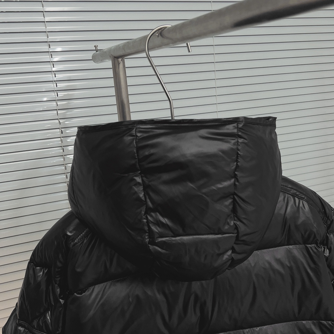 Moncler Maya ダウンジャケット 男女兼用 高性能モデル