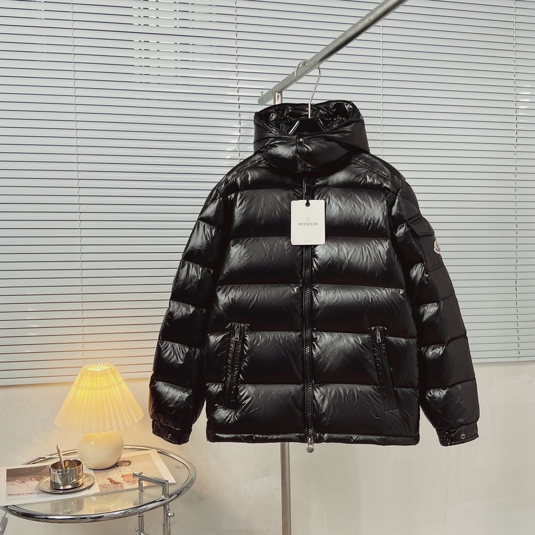Moncler Mayaクラシックダウンジャケット 男女兼用