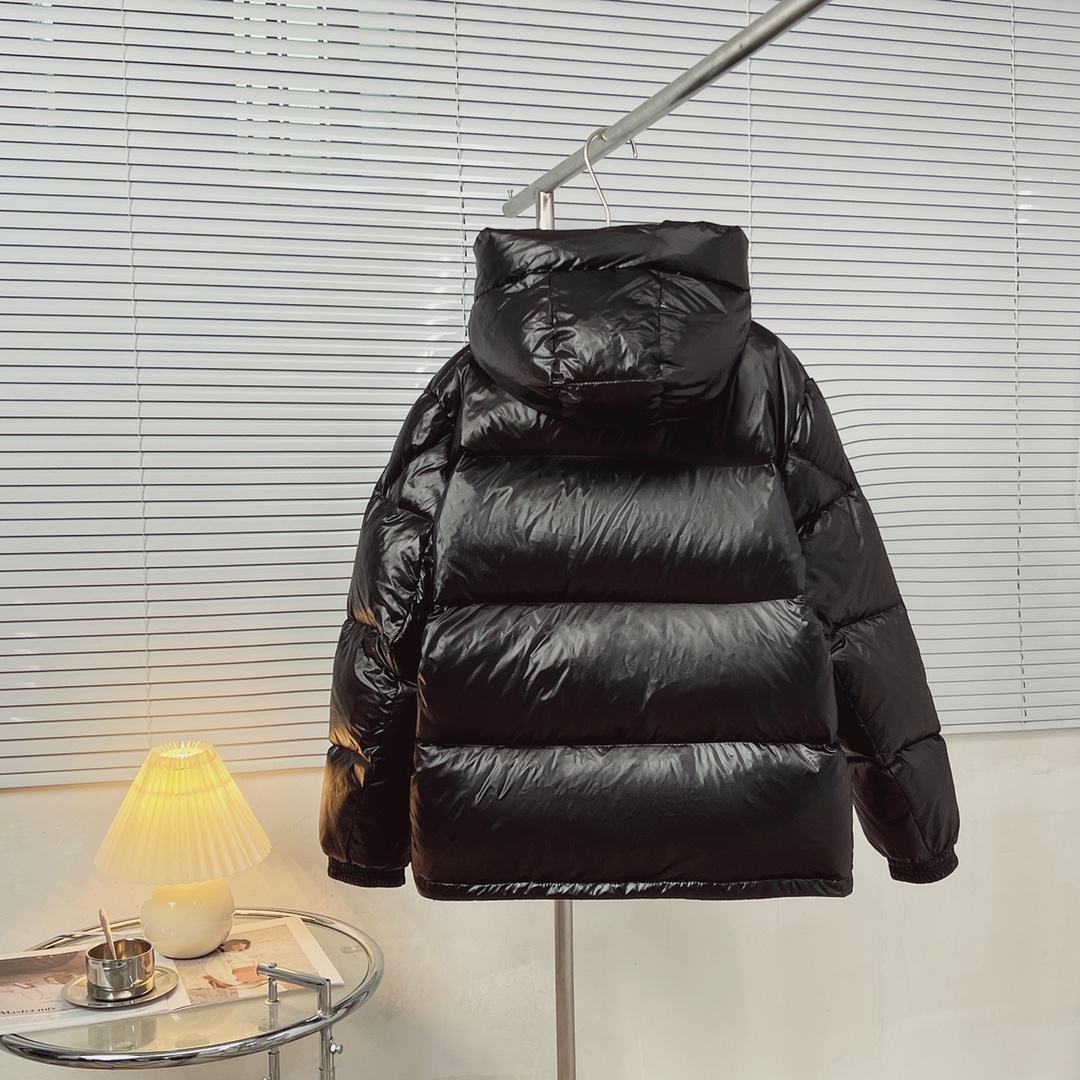 蒙口 M0NTBELIARD 羽绒服 男女兼用 ブラック