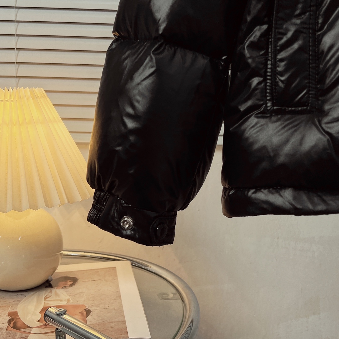 蒙口 M0NTBELIARD 羽绒服 男女兼用 ブラック