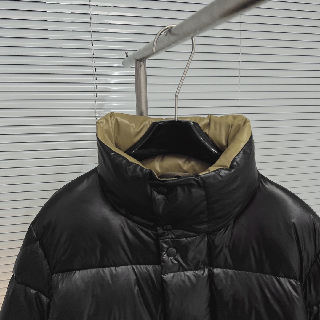 Moncler モンクレール P688 高性能羽绒服 ショート丈 男女兼用