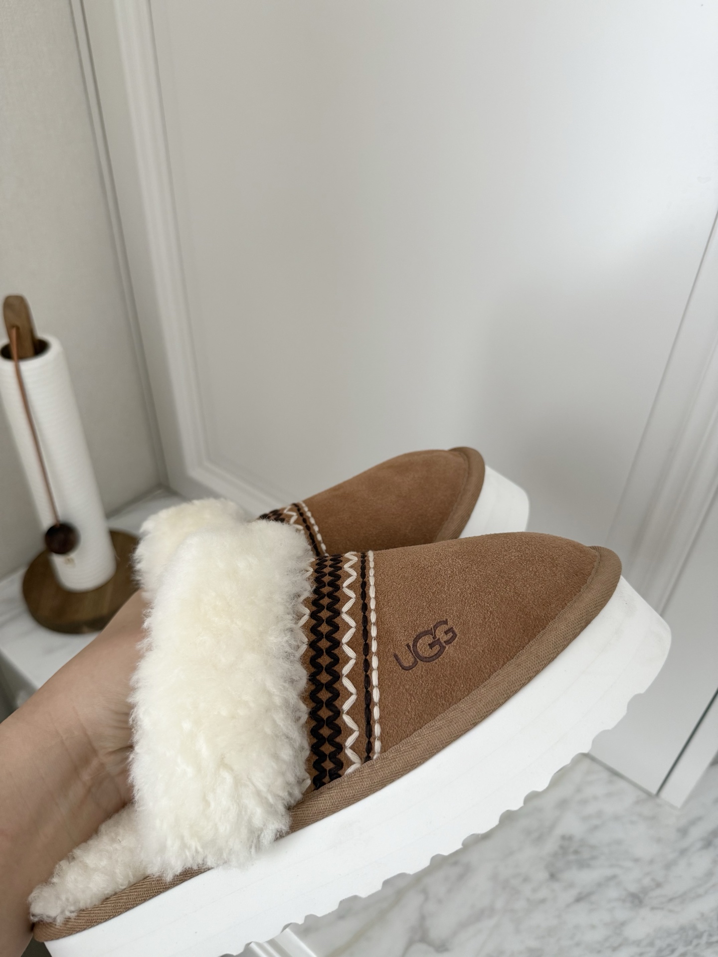 上新🌸UGG探险系列·阿瑟森新款抢先看·秋冬新品全系上线【女鞋篇】户外探险新系列 阿瑟森✔️精细的细节刺