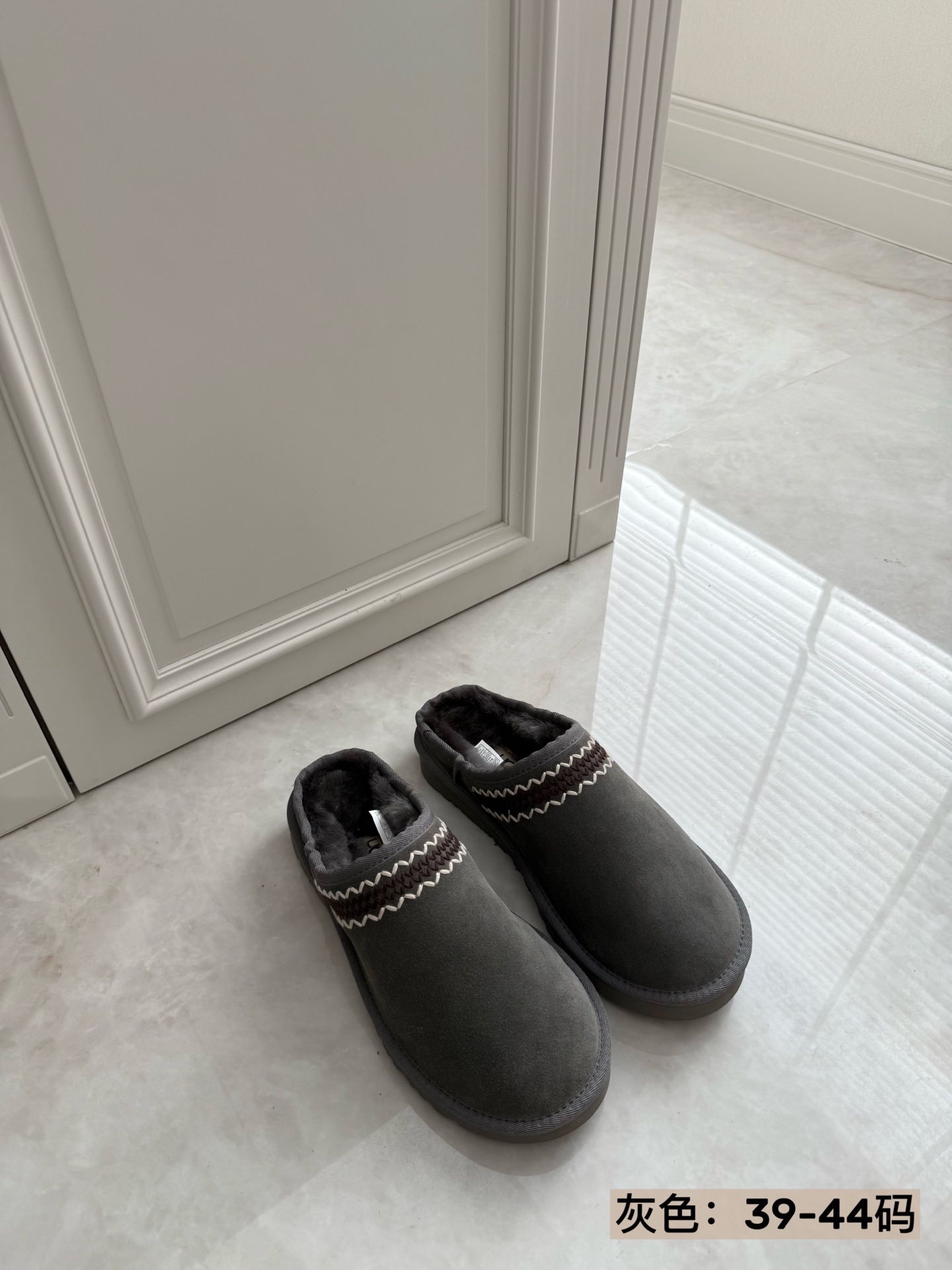 上新🌸新款上线抢先看•UGG 阿瑟森【男鞋篇】户外探险系列冬季•送男友的礼物🎁✔️精细的细节刺绣更具活力