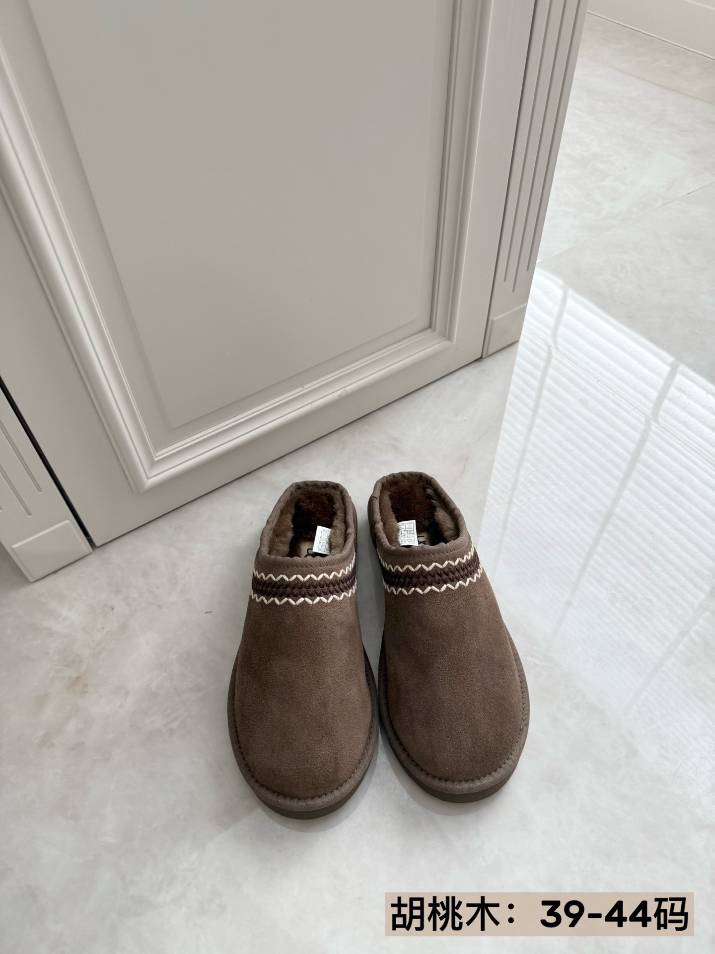 上新🌸新款上线抢先看•UGG 阿瑟森【男鞋篇】户外探险系列冬季•送男友的礼物🎁✔️精细的细节刺绣更具活力
