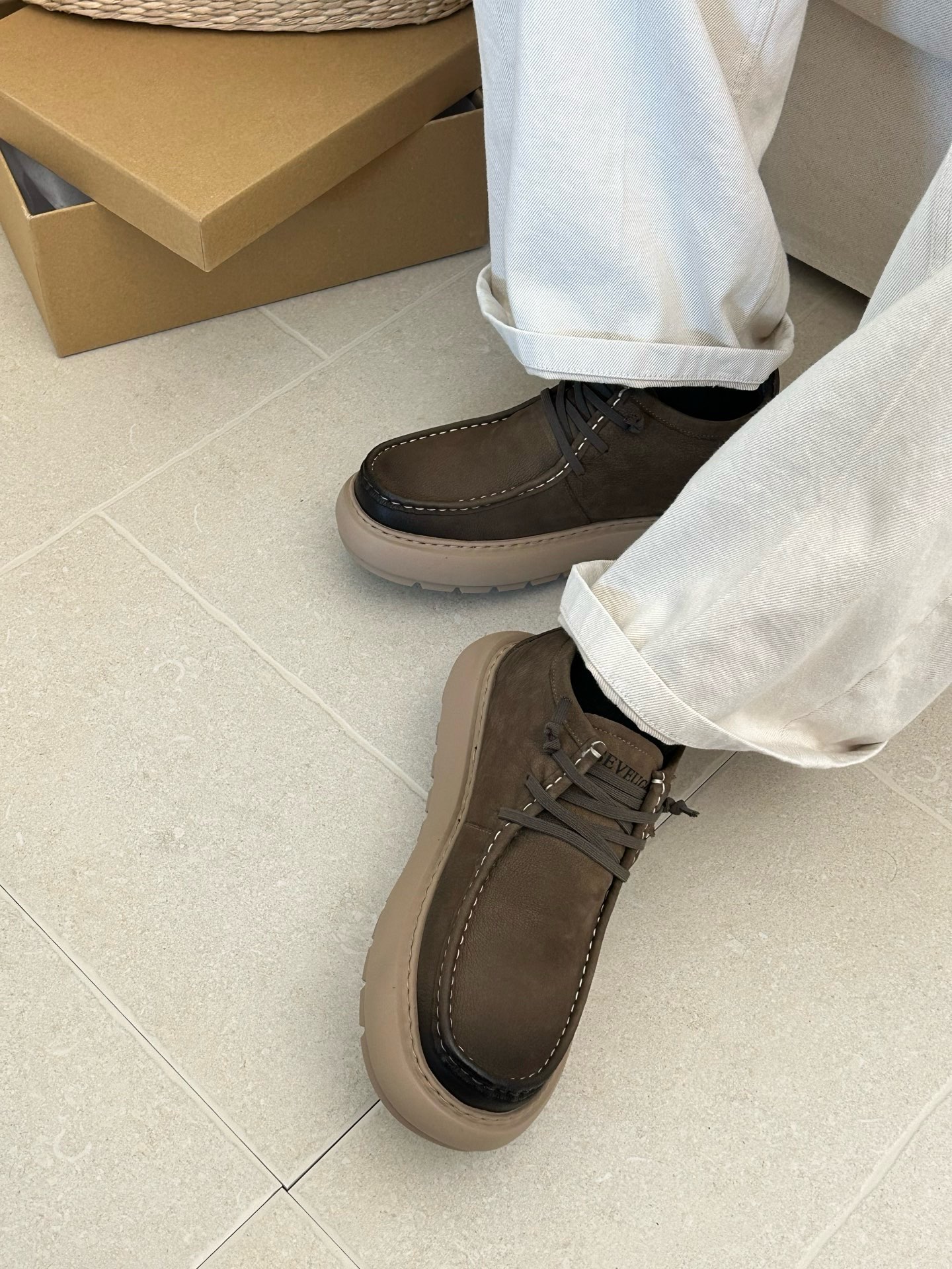 🔥SEVEUGG 男士休闲系带男鞋不挑任何年龄，上脚简单大方、不论商务还是通勤都可头层牛皮！特别好打理〰