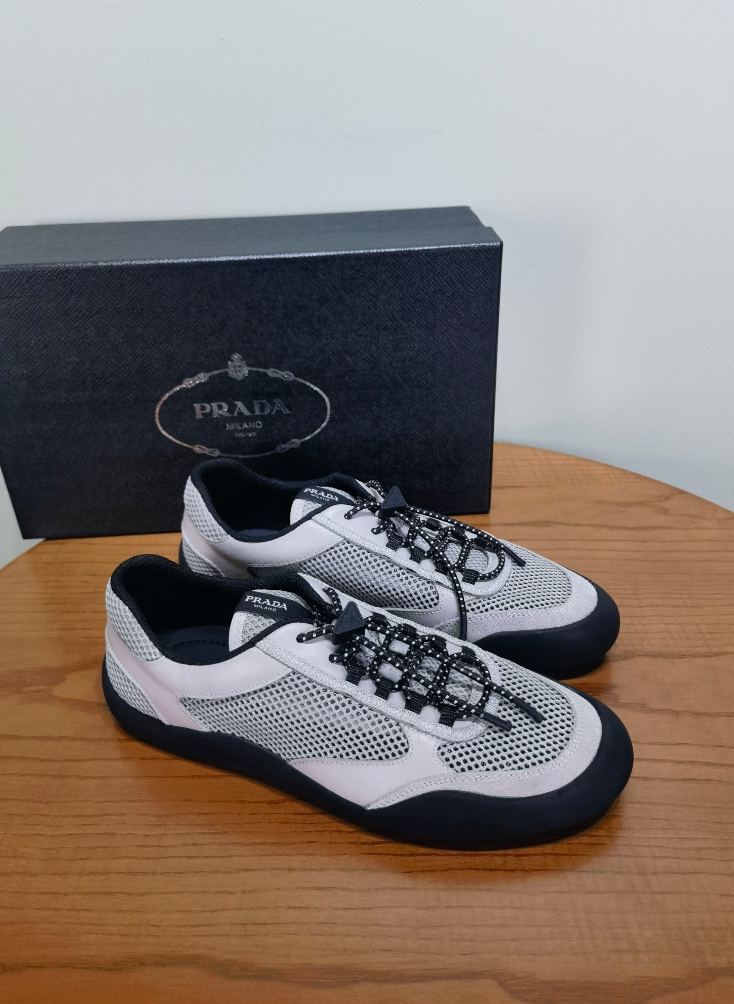 Speedrock мужские кроссовки Prada