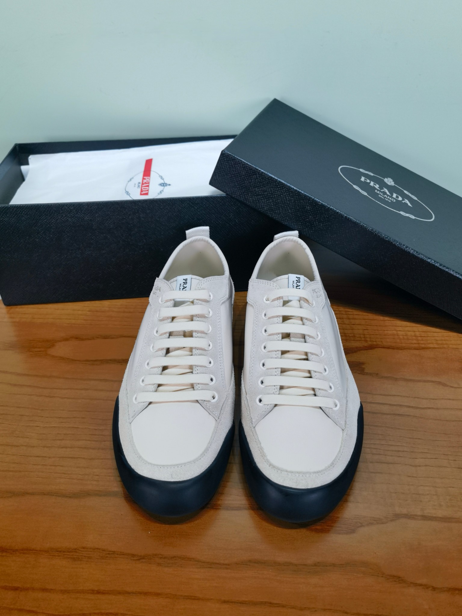 Мужские кроссовки Prada модель 4EE469