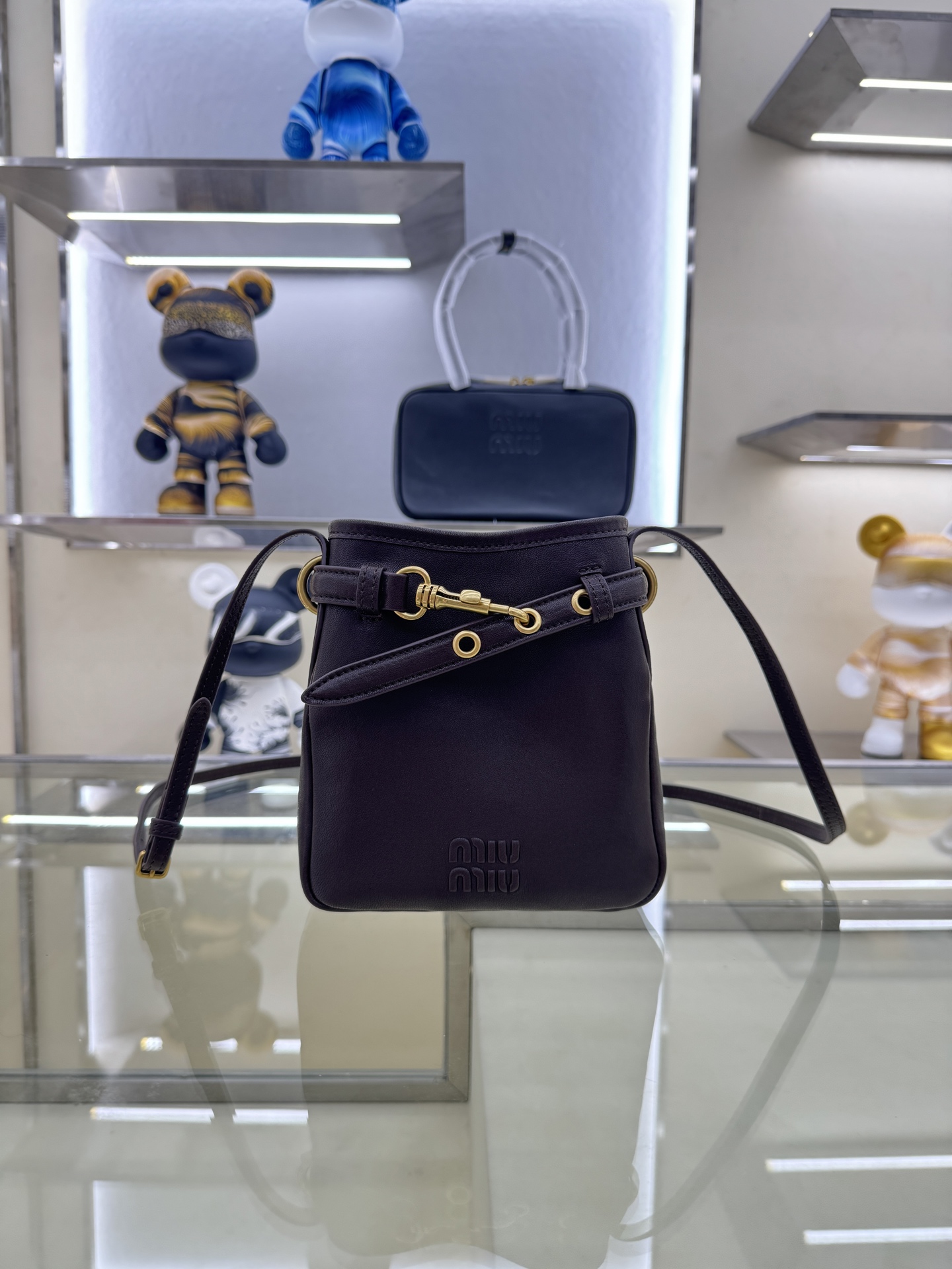 Miu Miu Style Leather Crossbody Bag Lookbook Reference image 1