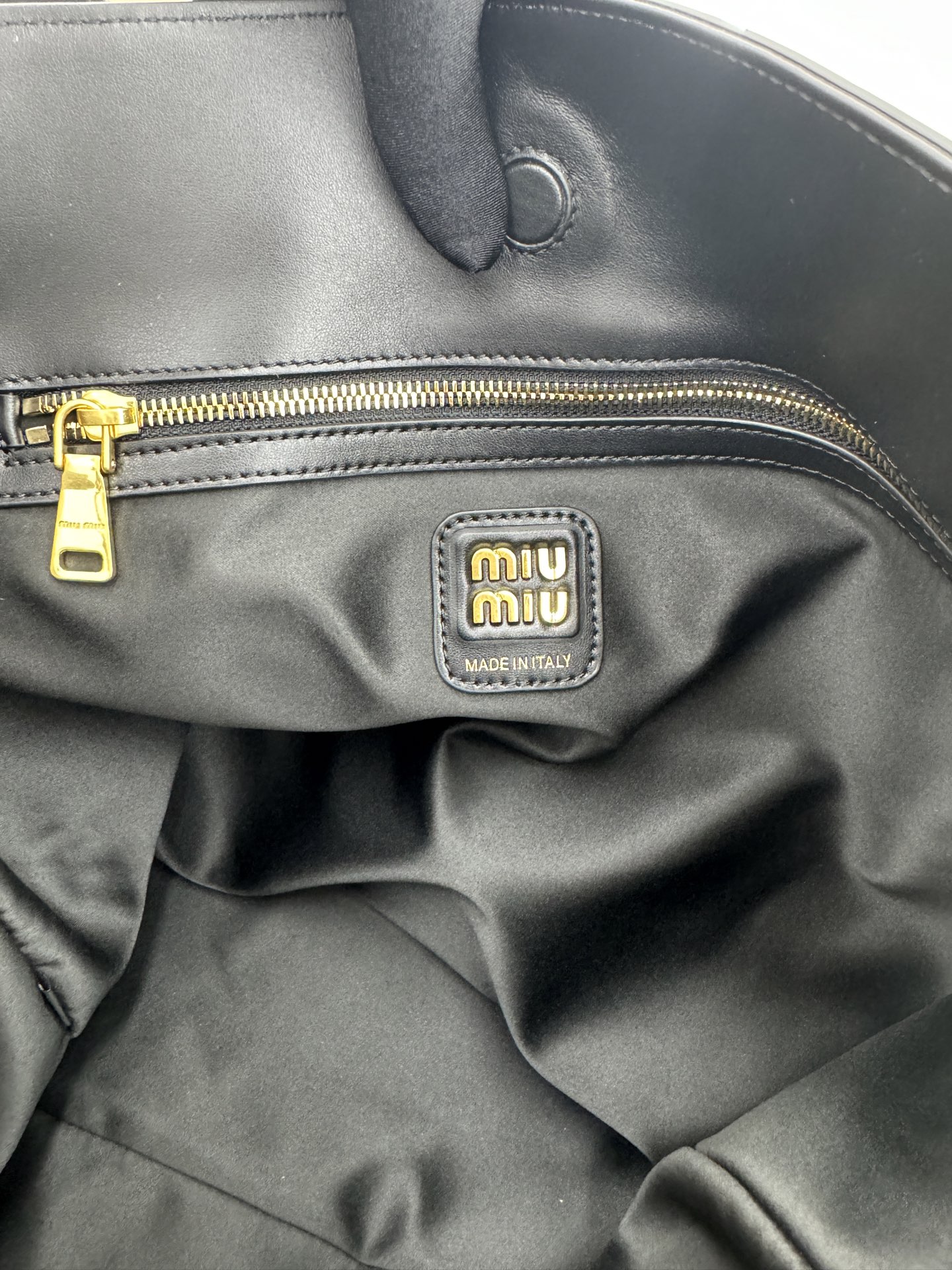 Miu Miu Large Hobo Tote Bag in Smooth Leather - Versatile & Stylish 10 i1754060455965 8583 0 8