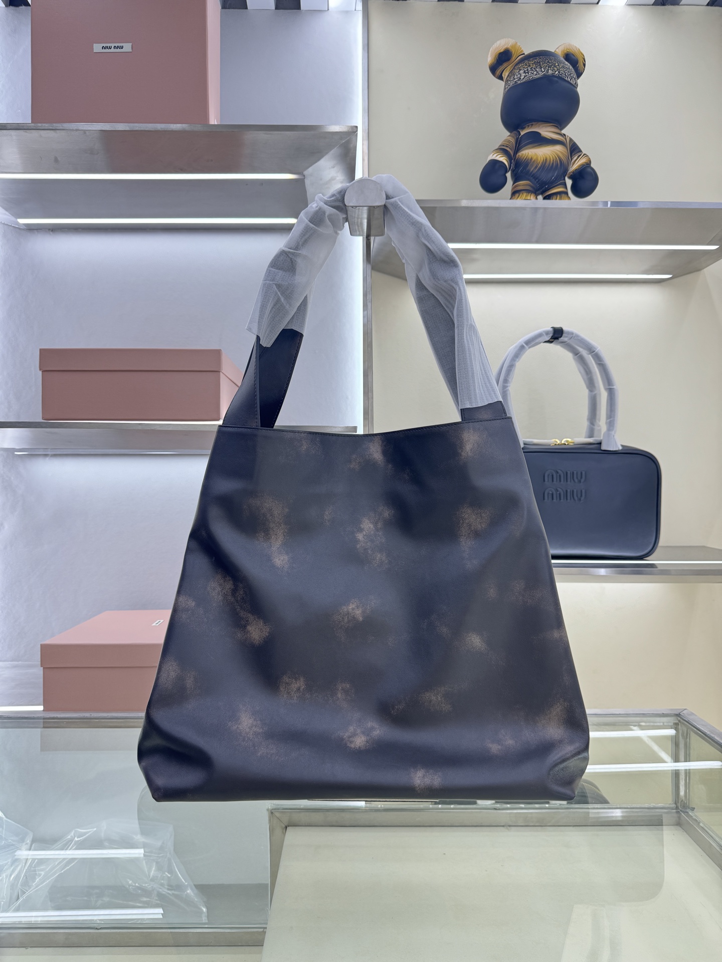 Miu Miu Large Hobo Tote Bag in Distressed Leather,39 X 38.5 X 11 cm 3 i1754060509971 9213 0 1