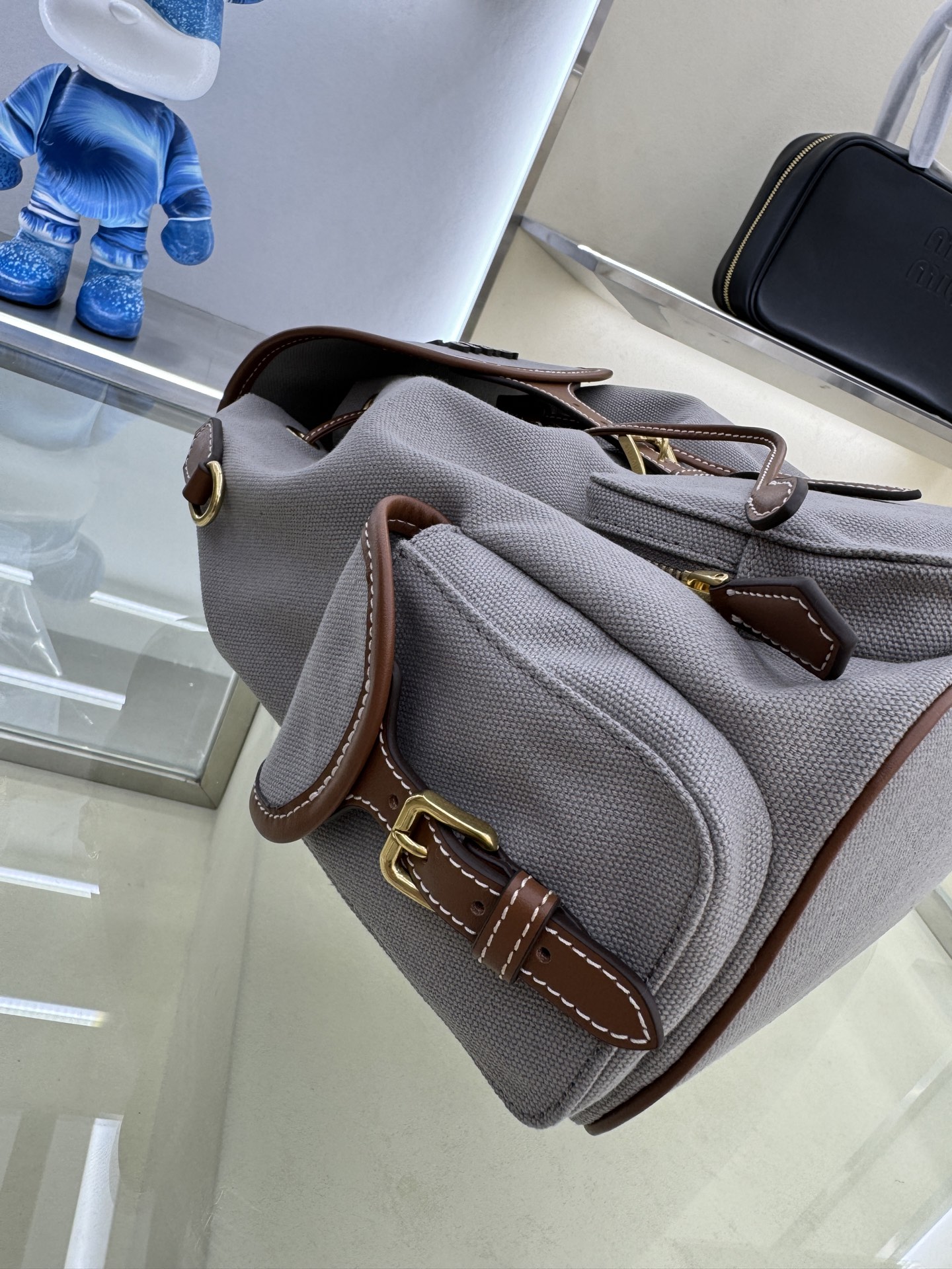 Miu Miu Campus-Style Backpack in Canvas and Leather - 29.5x25x12.5cm 5 i1754124019824 1990 0 4
