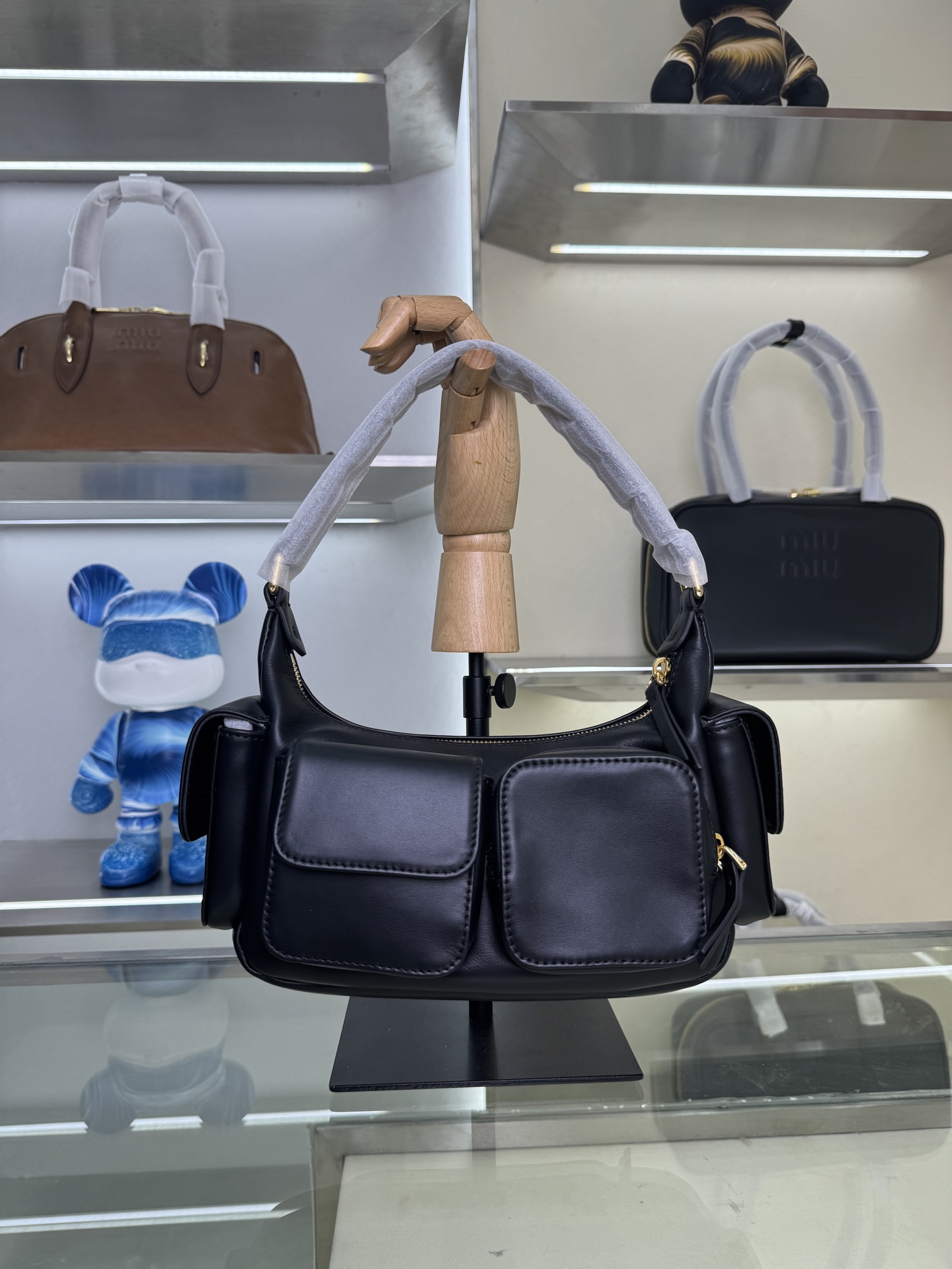 Miu Miu Style Leather Bag Lookbook Reference image 2