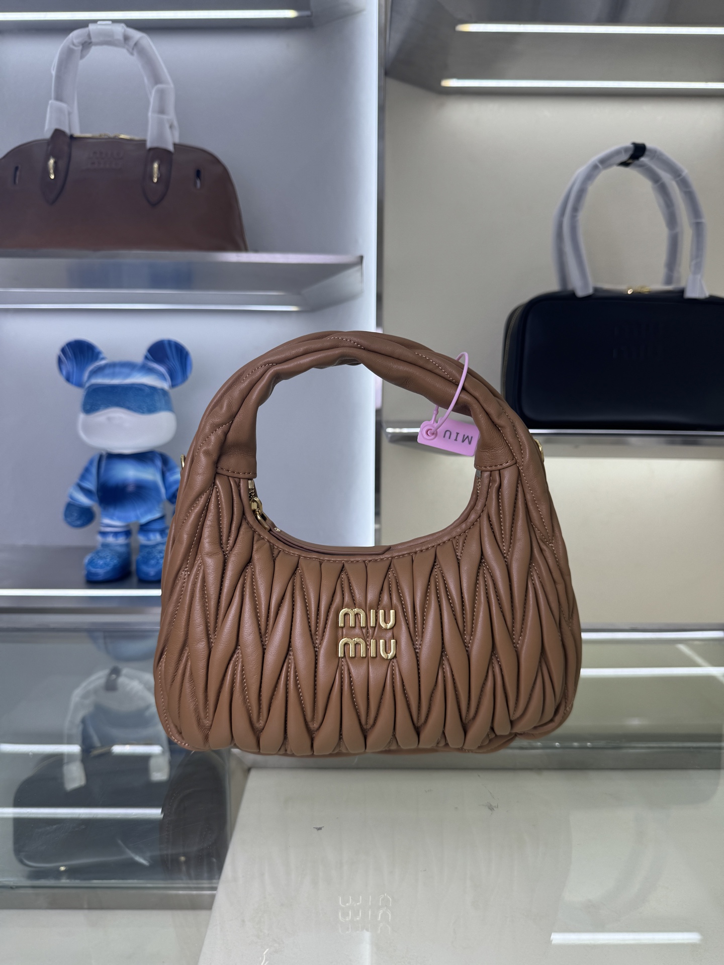 Miu Miu Style Leather Top Handle Bag Lookbook Reference image 1